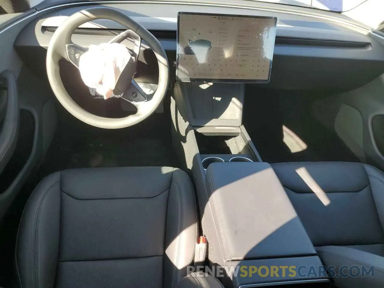 8 Photograph of a damaged car 5YJ3E1EA7SF882228 TESLA MODEL 3 2025