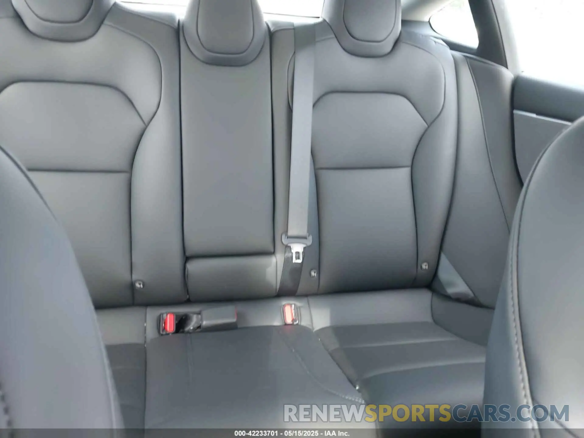 8 Photograph of a damaged car 5YJ3E1EA7SF887557 TESLA MODEL 3 2025