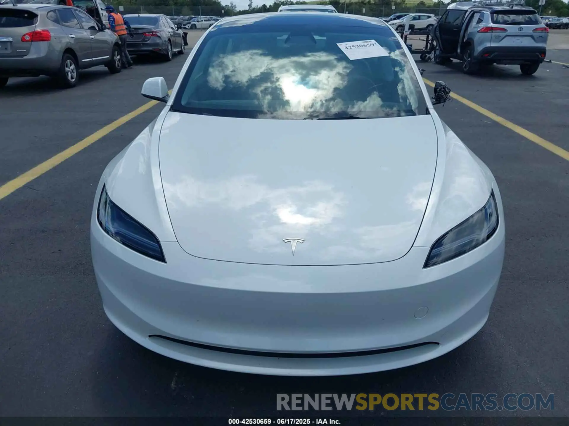 12 Photograph of a damaged car 5YJ3E1EA7SF897151 TESLA MODEL 3 2025