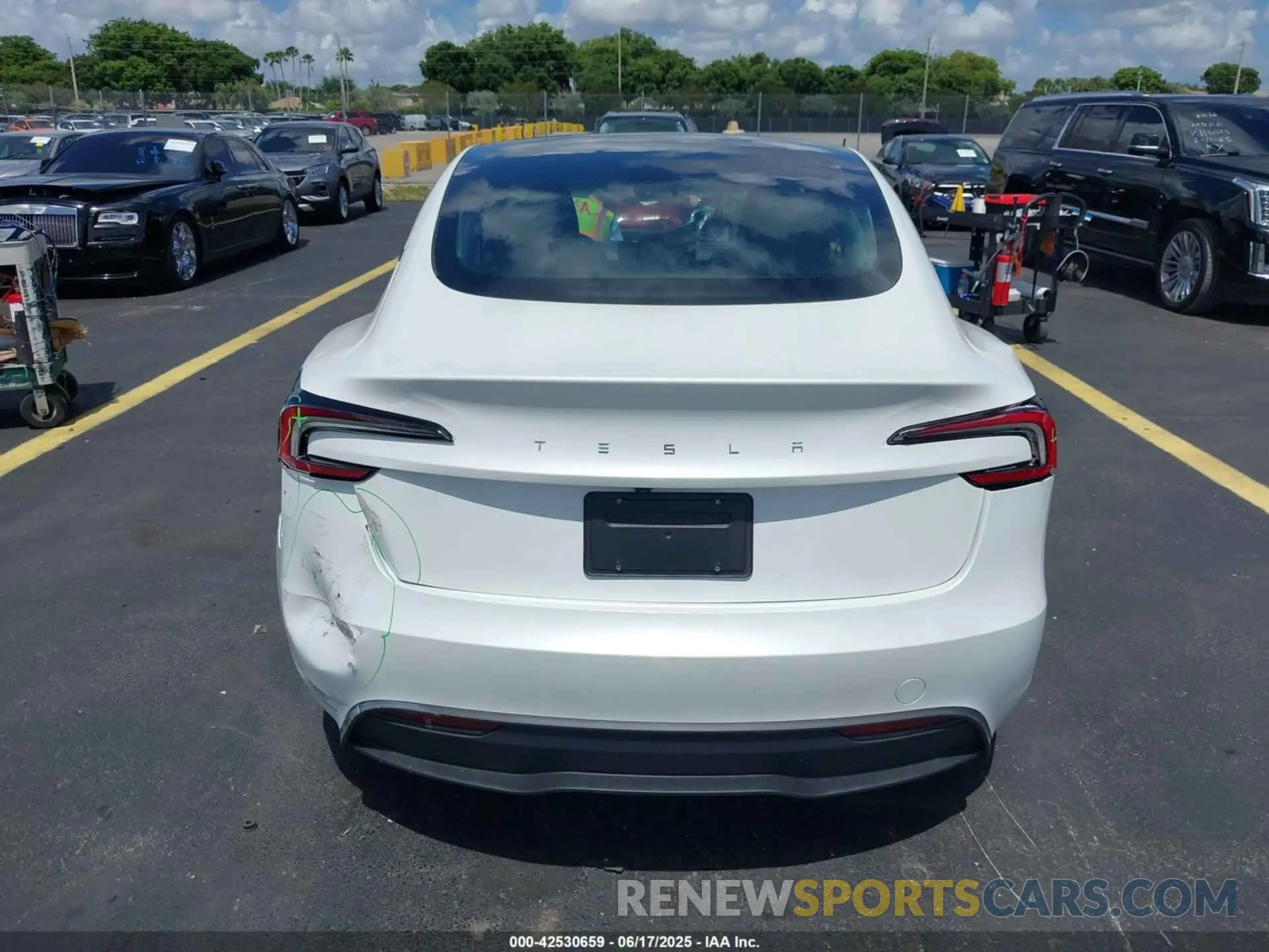 16 Photograph of a damaged car 5YJ3E1EA7SF897151 TESLA MODEL 3 2025