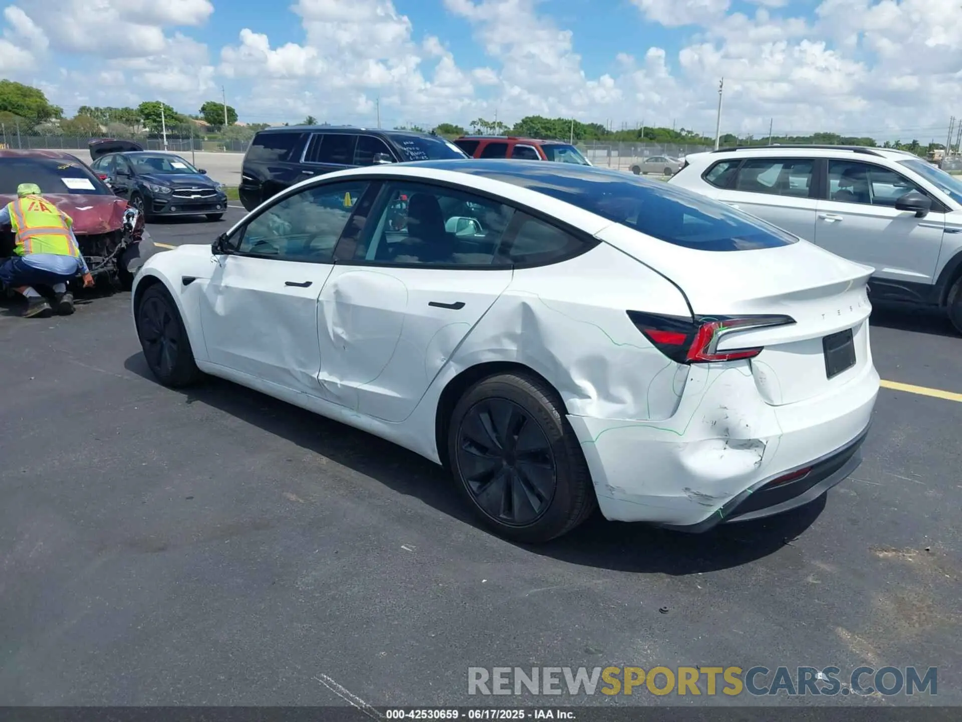 3 Photograph of a damaged car 5YJ3E1EA7SF897151 TESLA MODEL 3 2025