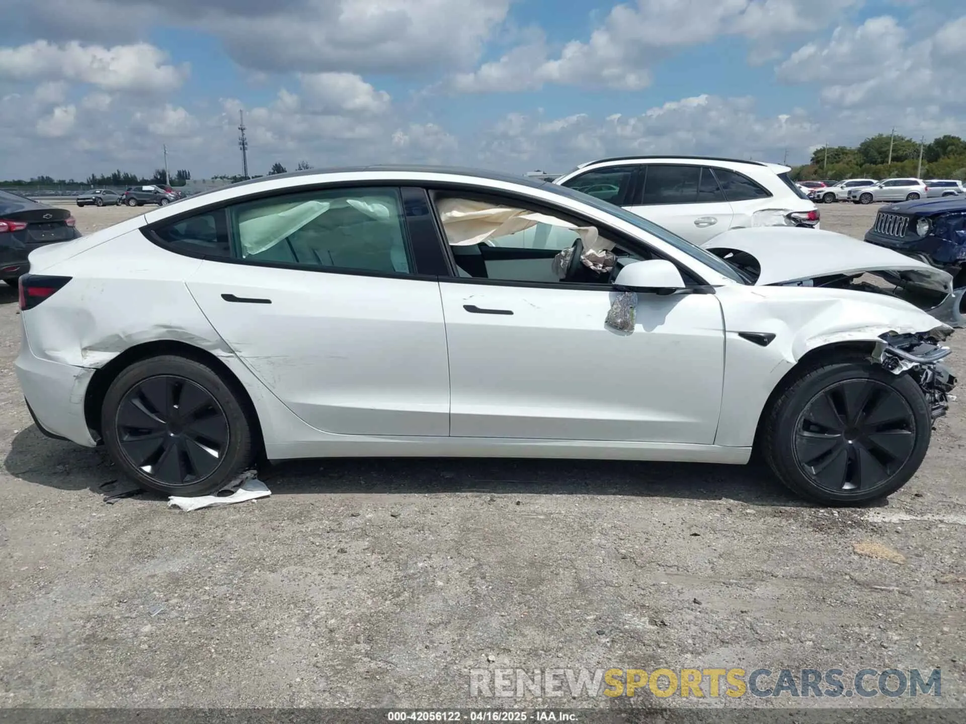 13 Photograph of a damaged car 5YJ3E1EA7SF903675 TESLA MODEL 3 2025