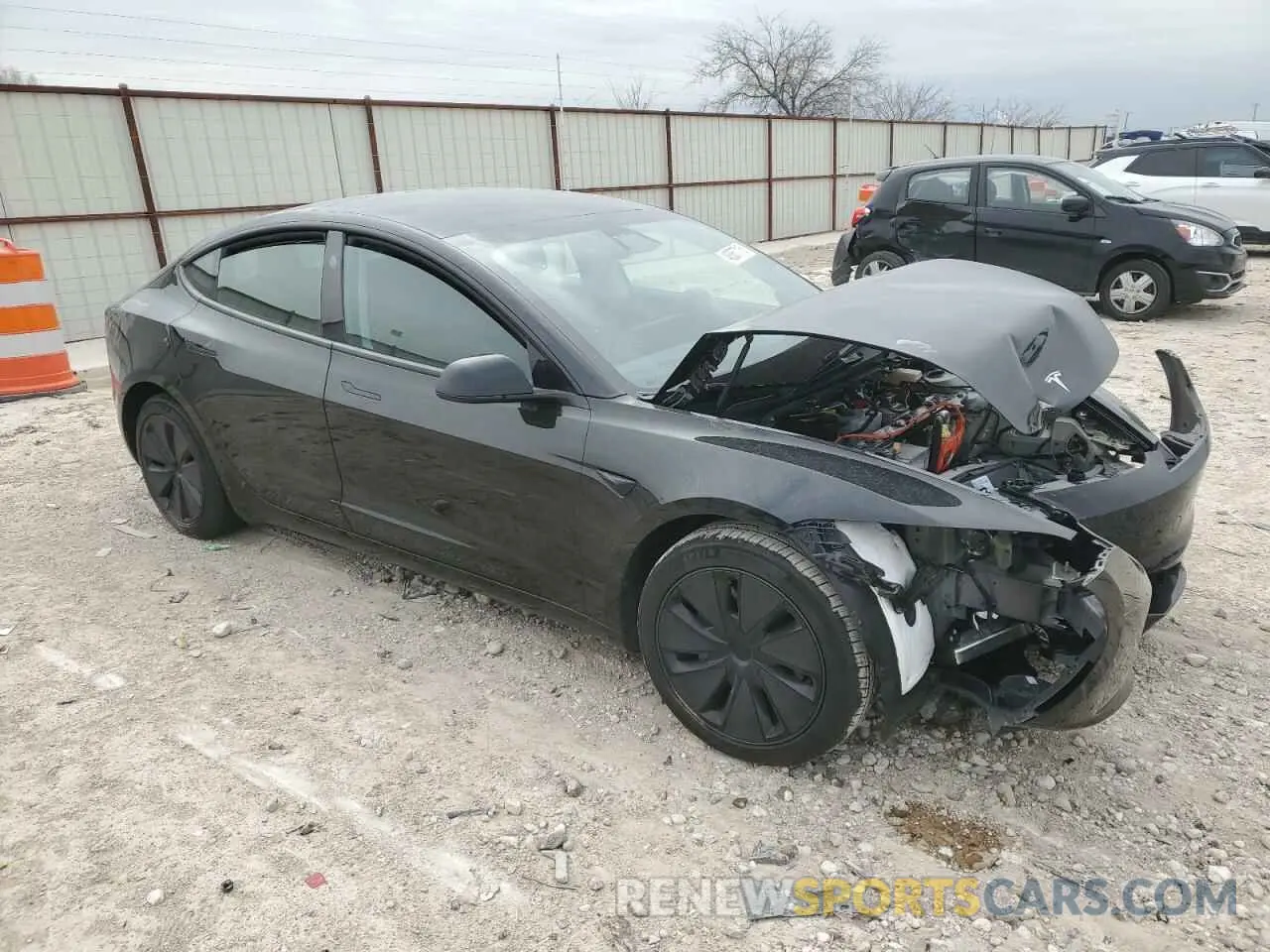 4 Photograph of a damaged car 5YJ3E1EA7SF908617 TESLA MODEL 3 2025