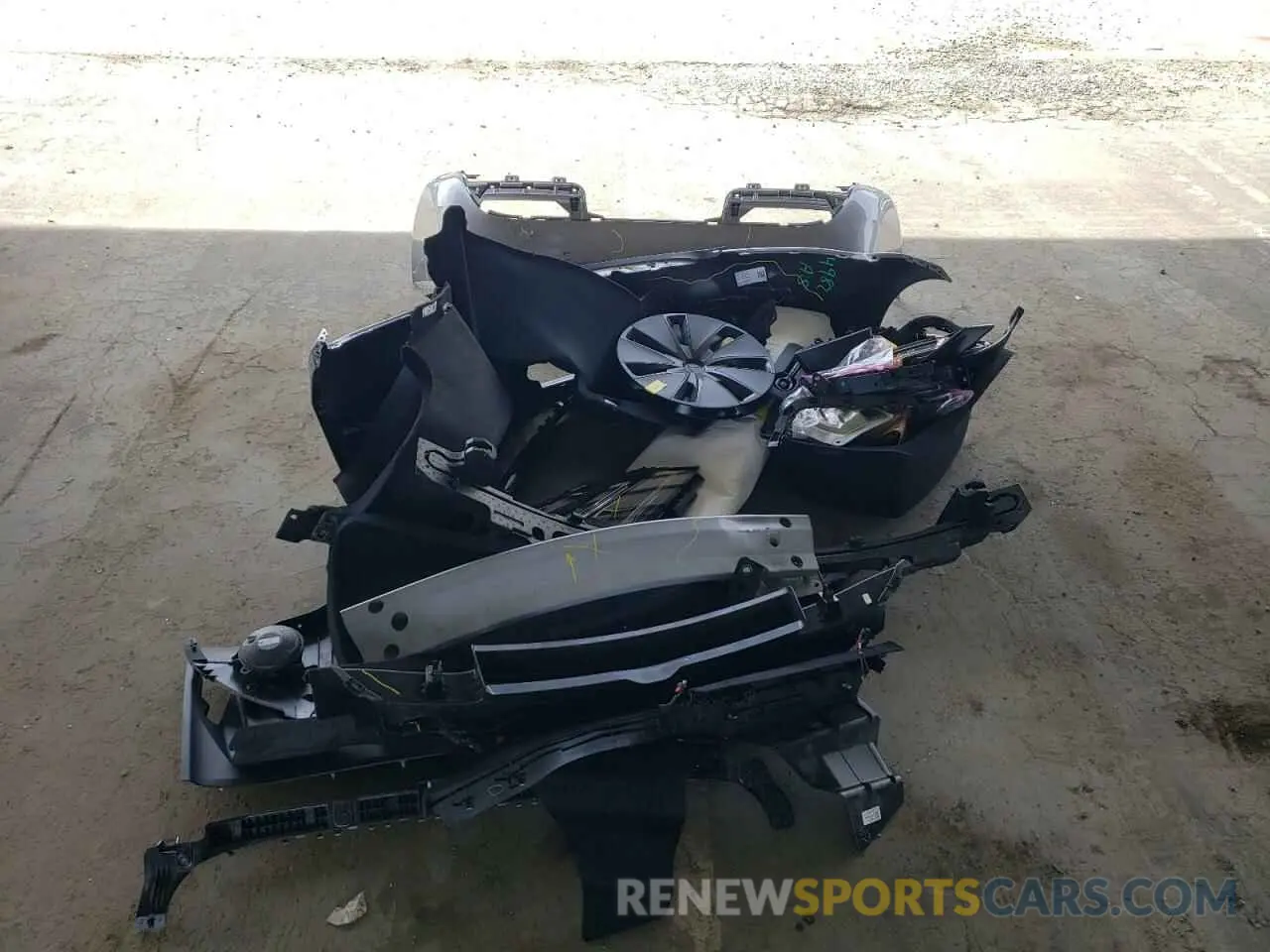 14 Photograph of a damaged car 5YJ3E1EA8SF880617 TESLA MODEL 3 2025