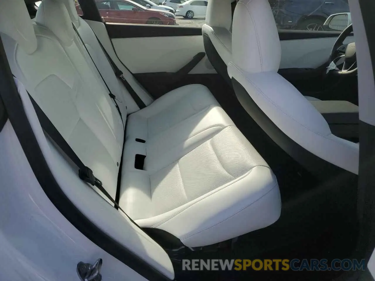 10 Photograph of a damaged car 5YJ3E1EA8SF886398 TESLA MODEL 3 2025
