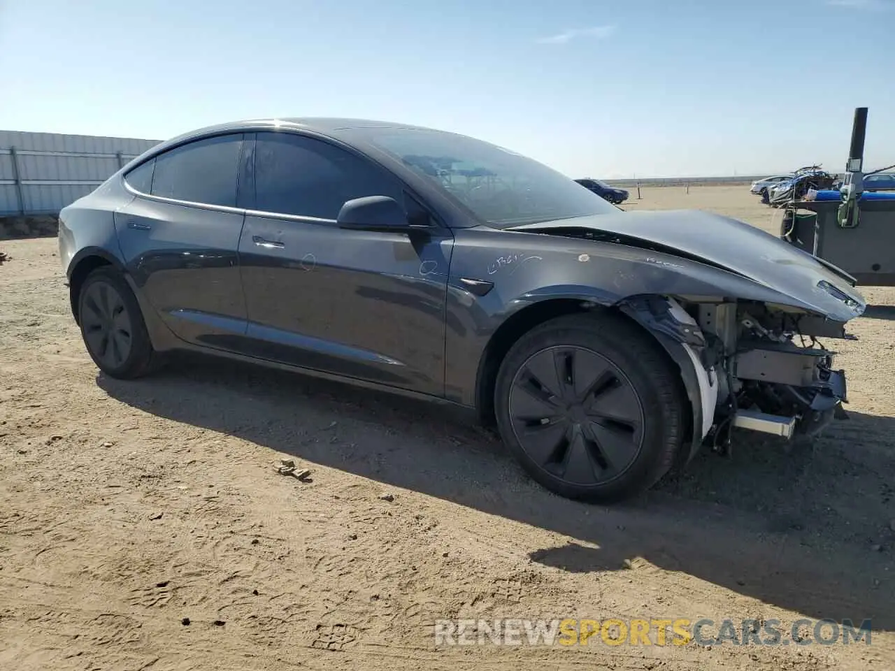 4 Photograph of a damaged car 5YJ3E1EA8SF900140 TESLA MODEL 3 2025