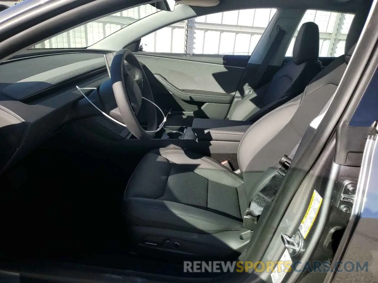 7 Photograph of a damaged car 5YJ3E1EA8SF927015 TESLA MODEL 3 2025