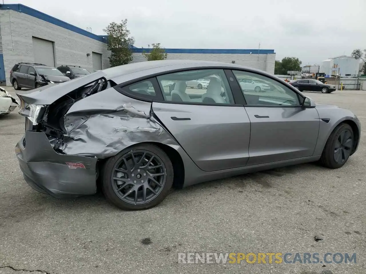 3 Photograph of a damaged car 5YJ3E1EA9SF882599 TESLA MODEL 3 2025