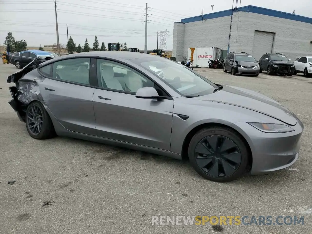 4 Photograph of a damaged car 5YJ3E1EA9SF882599 TESLA MODEL 3 2025
