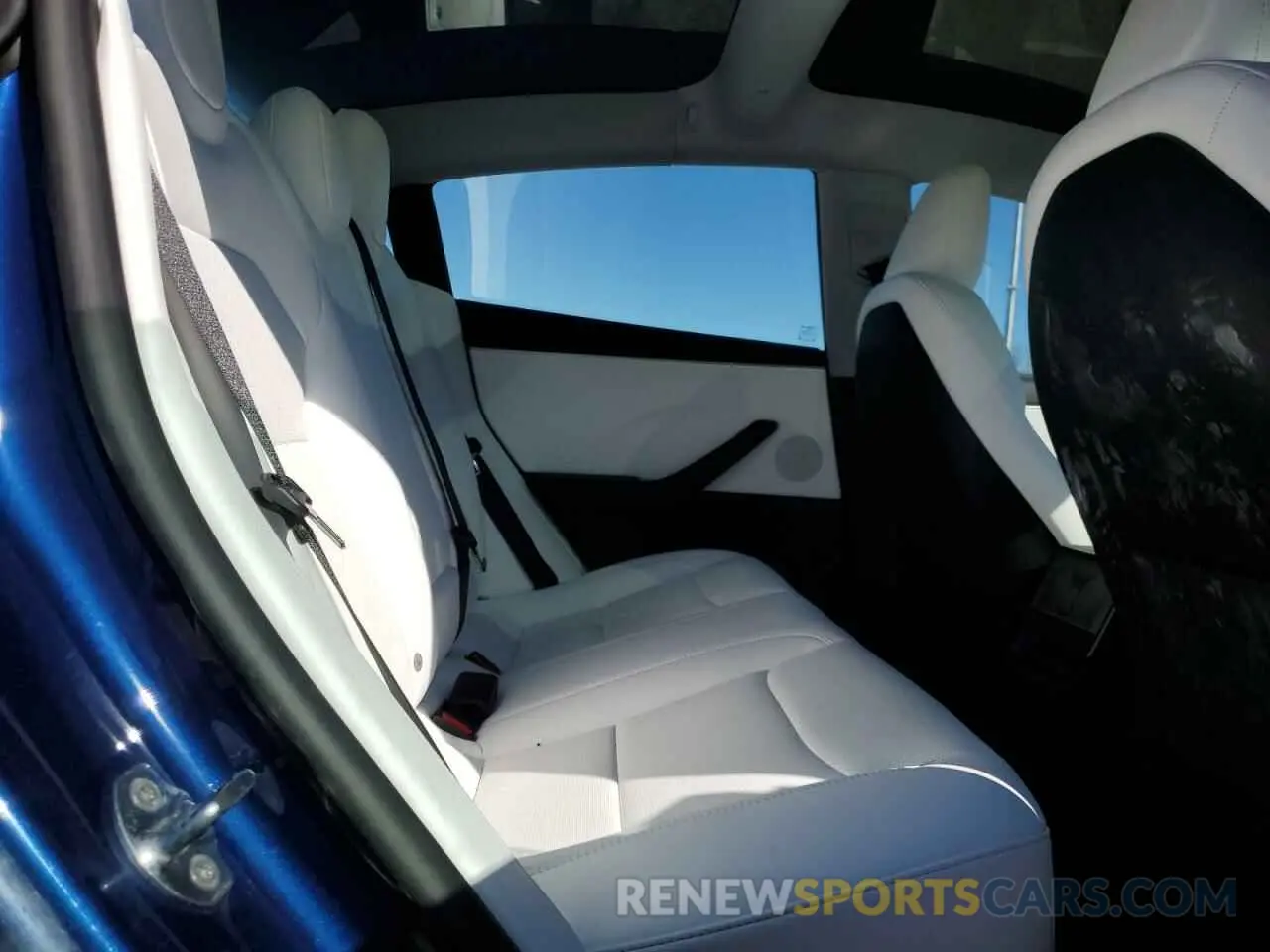 10 Photograph of a damaged car 5YJ3E1EA9SF903953 TESLA MODEL 3 2025