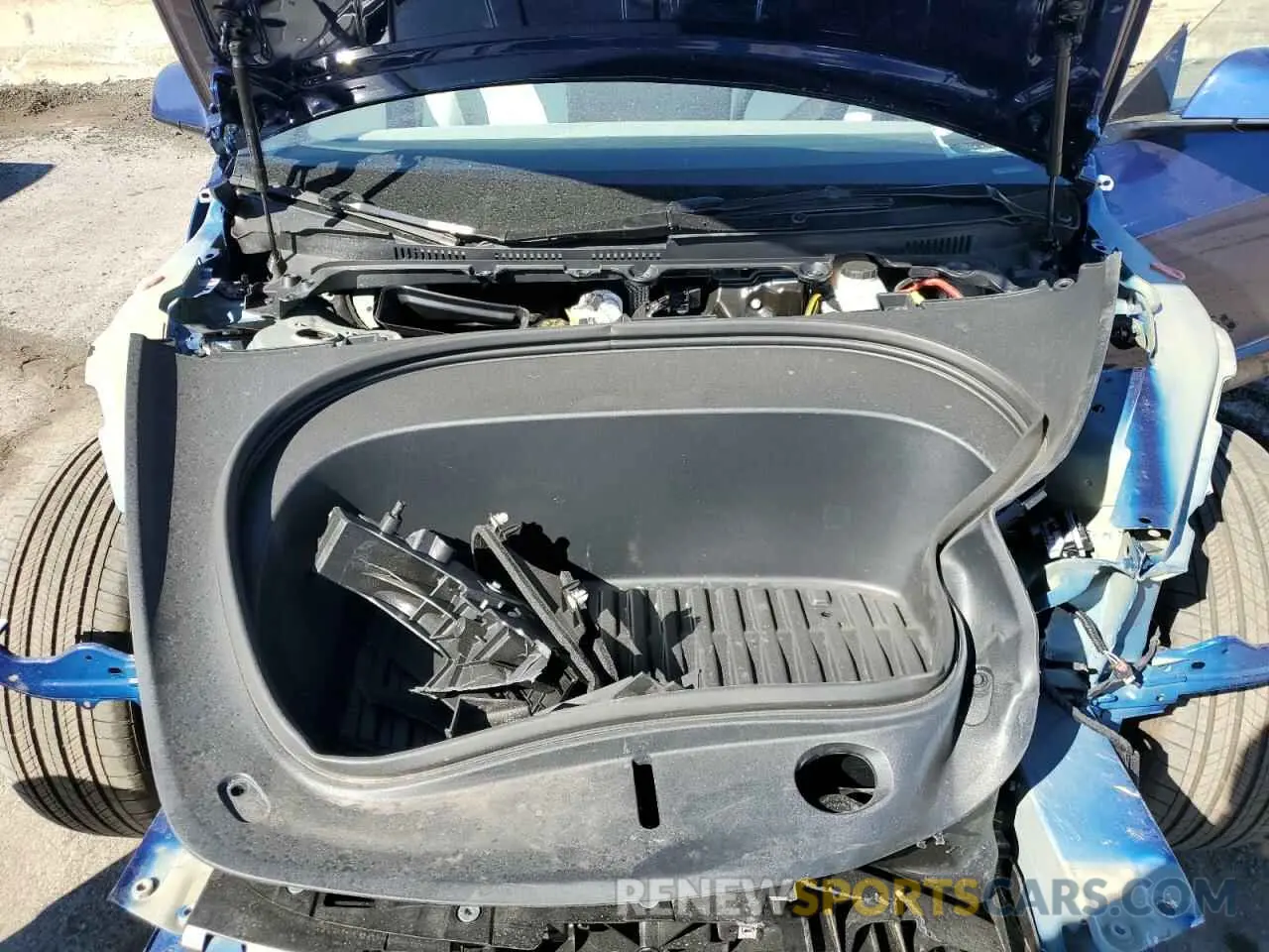 11 Photograph of a damaged car 5YJ3E1EA9SF903953 TESLA MODEL 3 2025