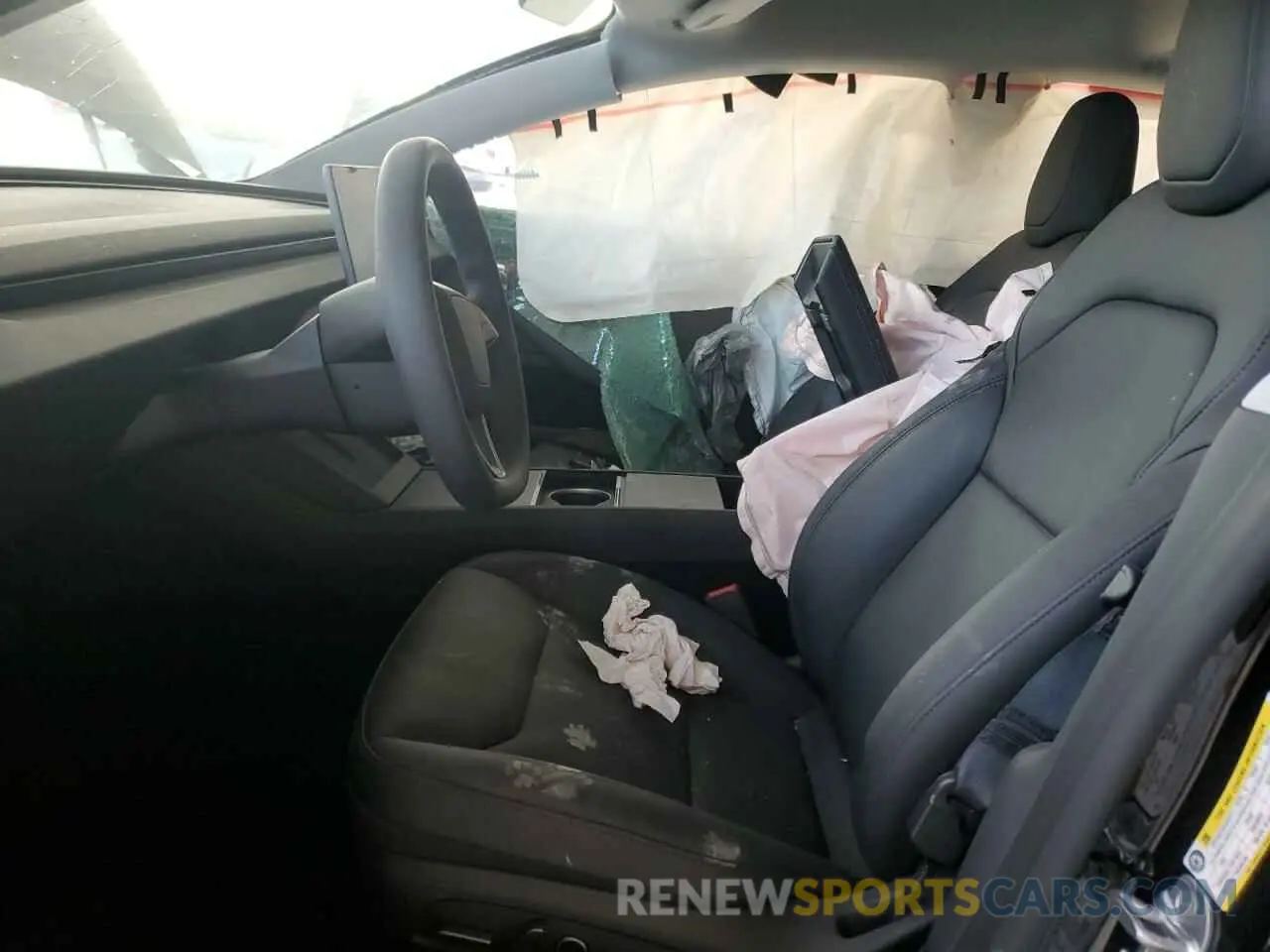 7 Photograph of a damaged car 5YJ3E1EA9SF910465 TESLA MODEL 3 2025