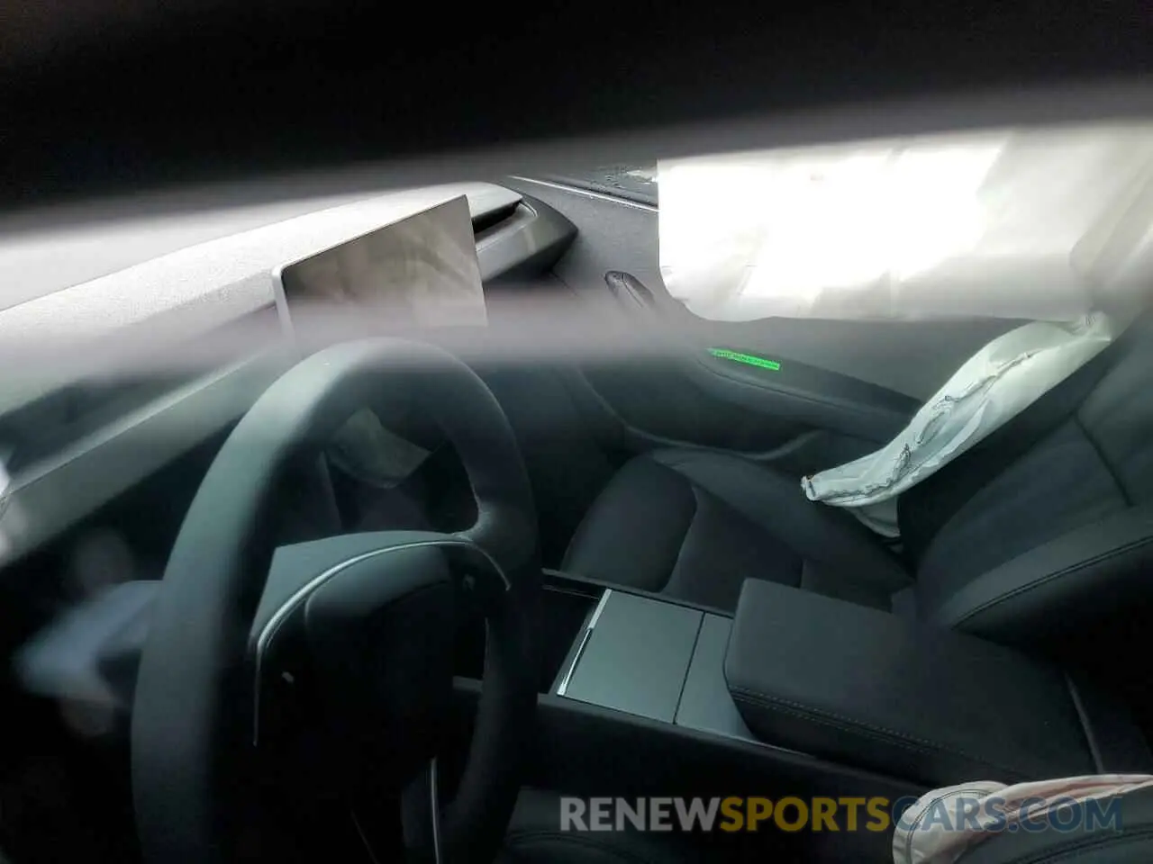 9 Photograph of a damaged car 5YJ3E1EA9SF918209 TESLA MODEL 3 2025