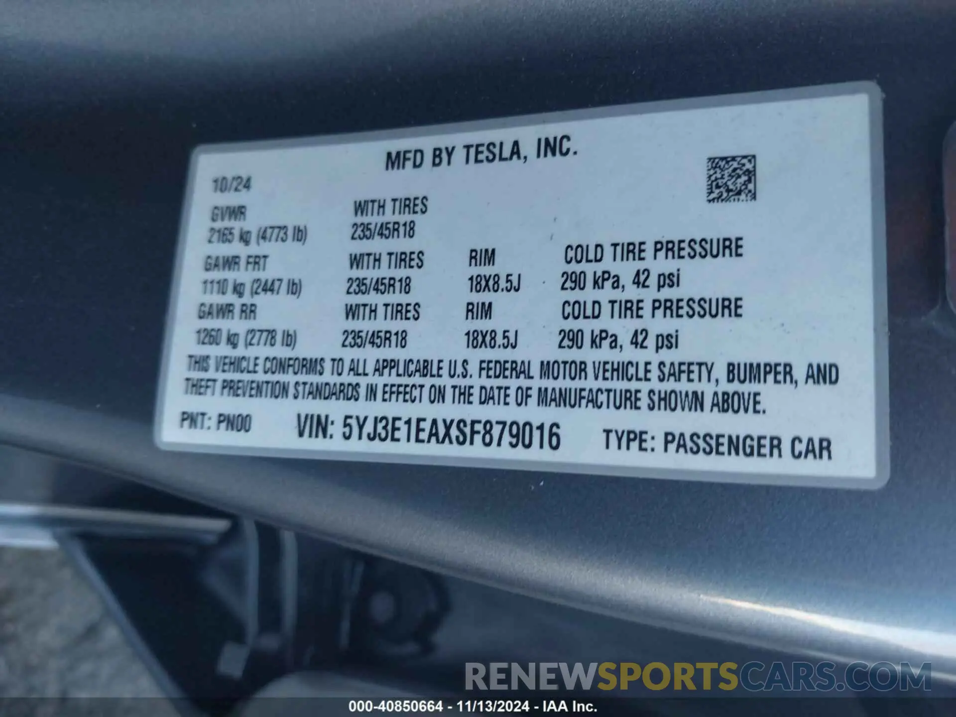 9 Photograph of a damaged car 5YJ3E1EAXSF879016 TESLA MODEL 3 2025