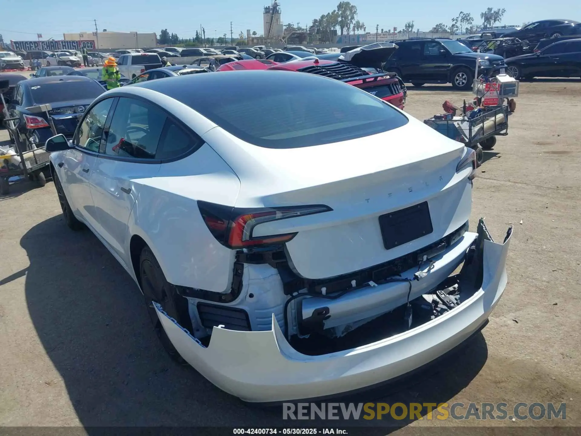 3 Photograph of a damaged car 5YJ3E1EAXSF885110 TESLA MODEL 3 2025