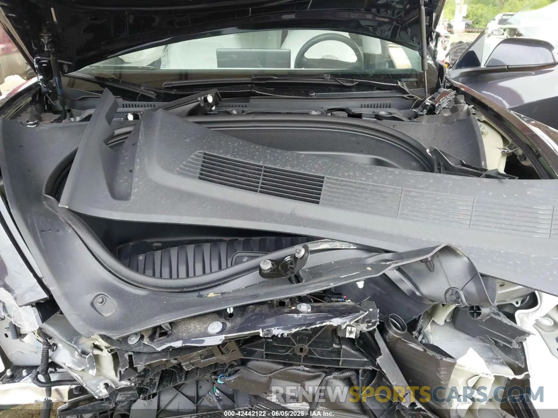 10 Photograph of a damaged car 5YJ3E1EAXSF905176 TESLA MODEL 3 2025