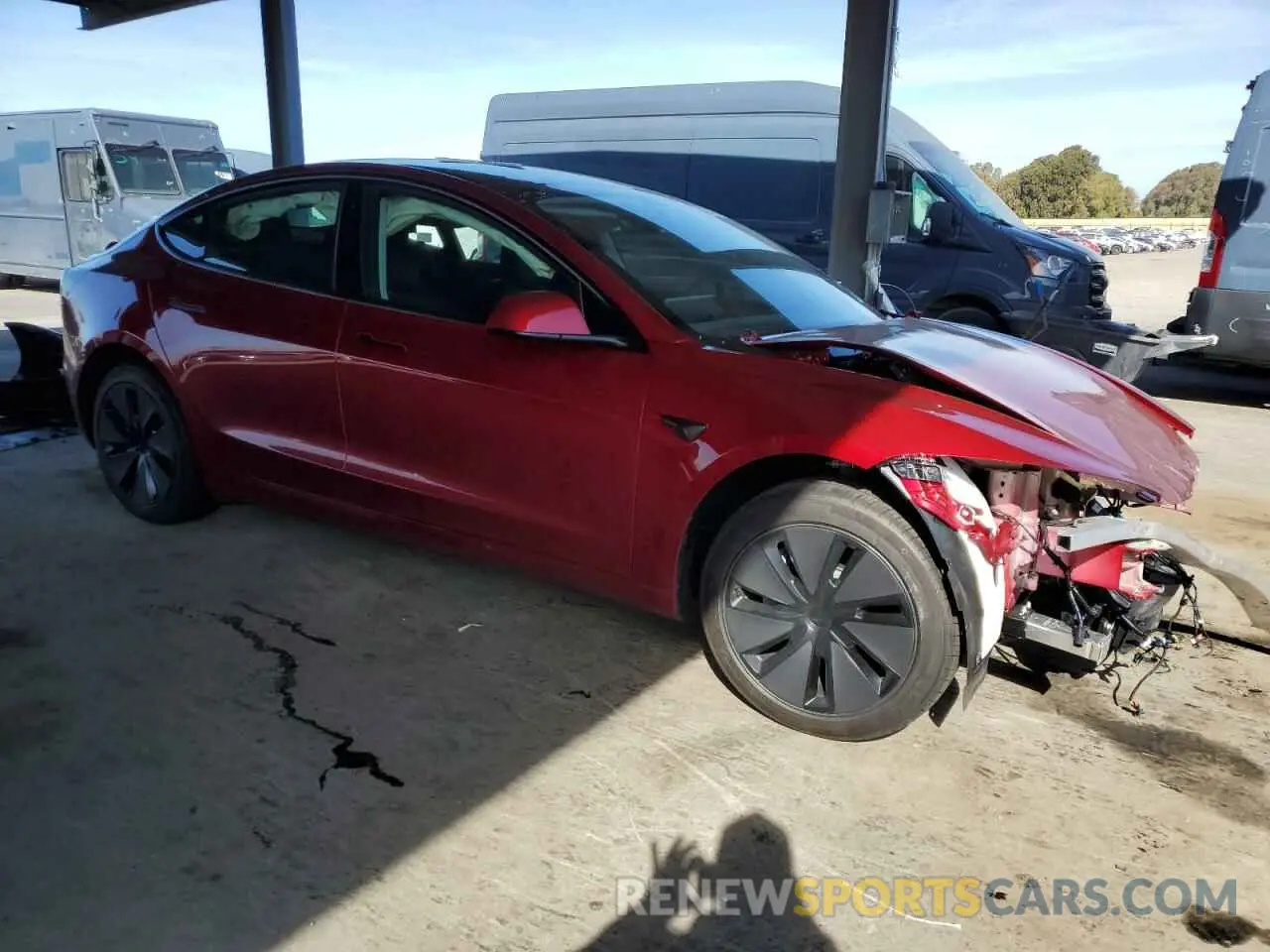 4 Photograph of a damaged car 5YJ3E1EAXSF907591 TESLA MODEL 3 2025