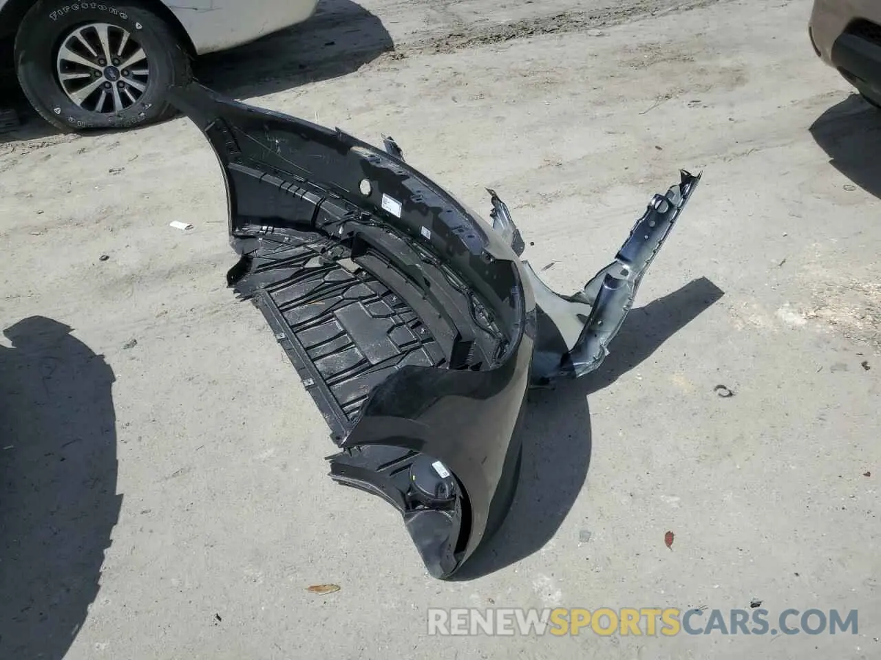 12 Photograph of a damaged car 5YJ3E1EAXSF922964 TESLA MODEL 3 2025