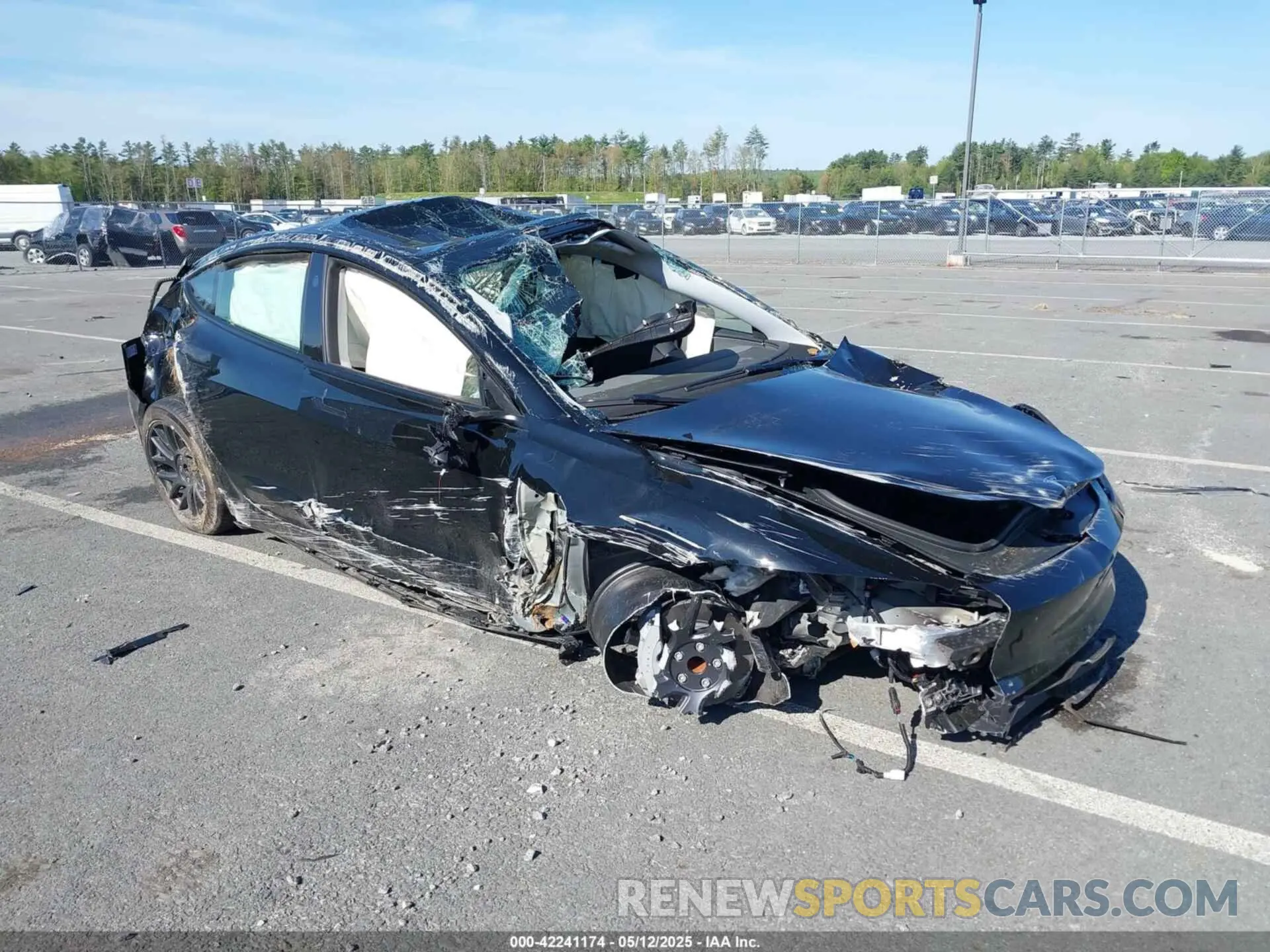 1 Photograph of a damaged car 5YJ3E1EAXSF927128 TESLA MODEL 3 2025