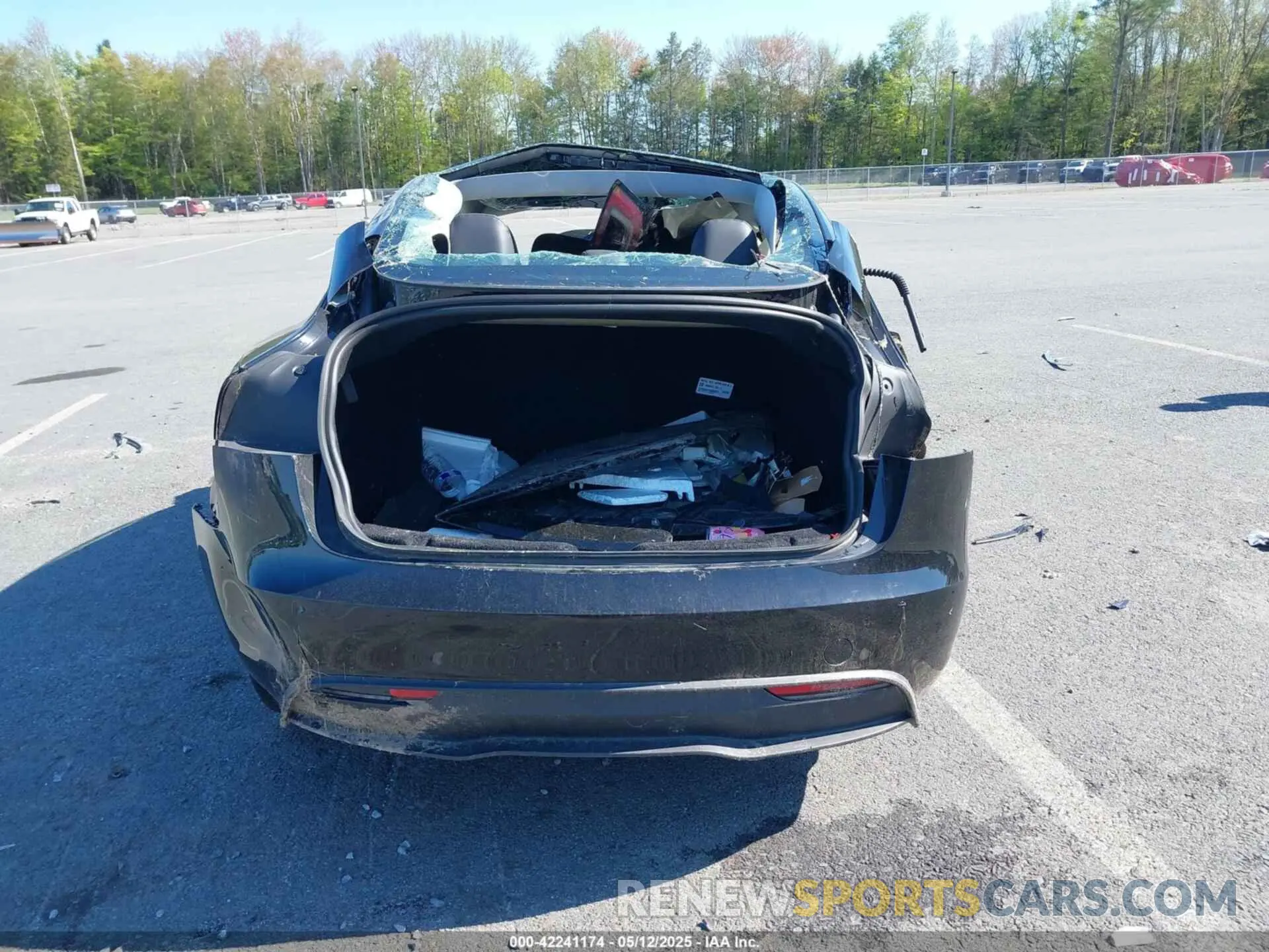 15 Photograph of a damaged car 5YJ3E1EAXSF927128 TESLA MODEL 3 2025