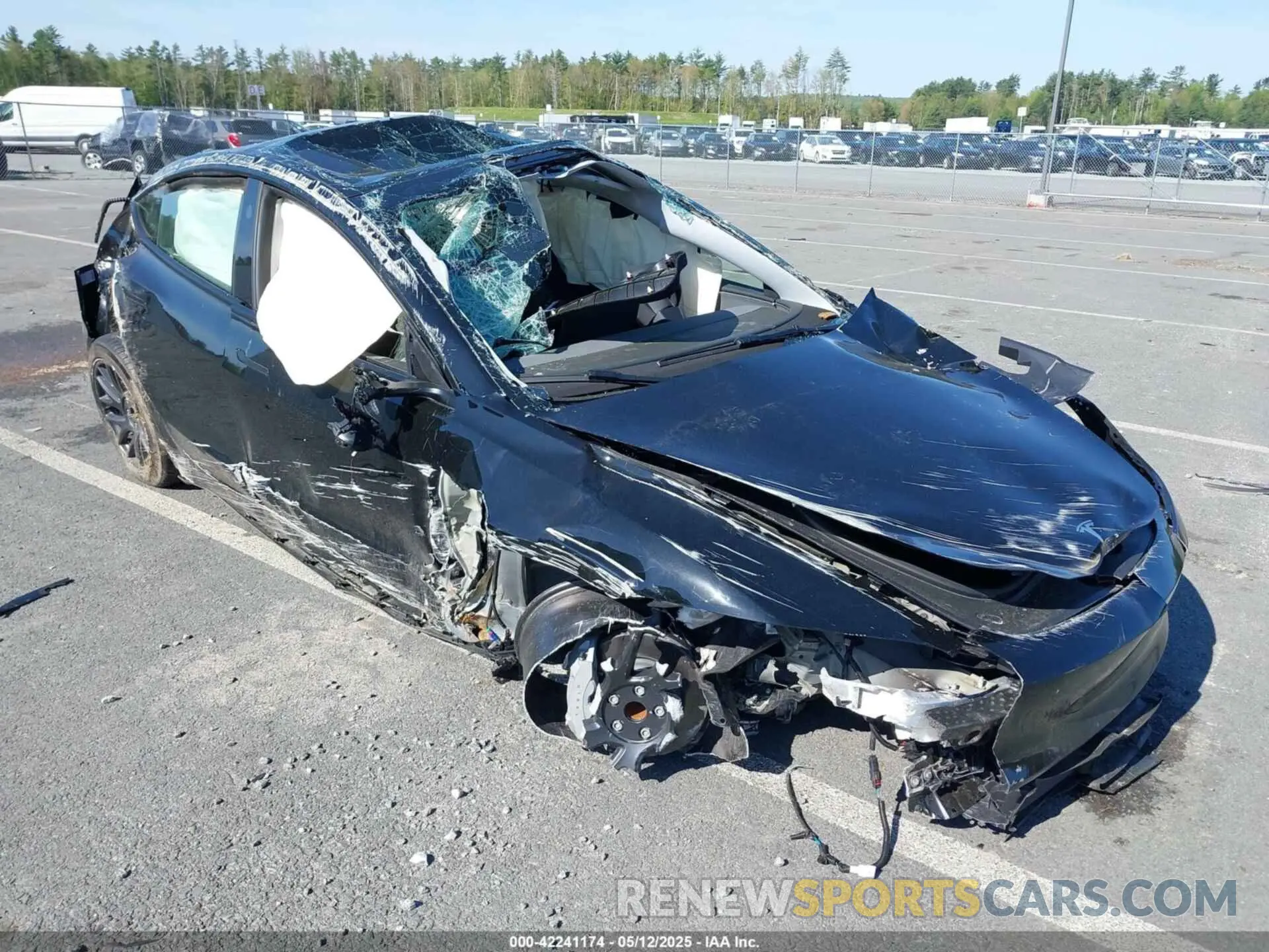 6 Photograph of a damaged car 5YJ3E1EAXSF927128 TESLA MODEL 3 2025