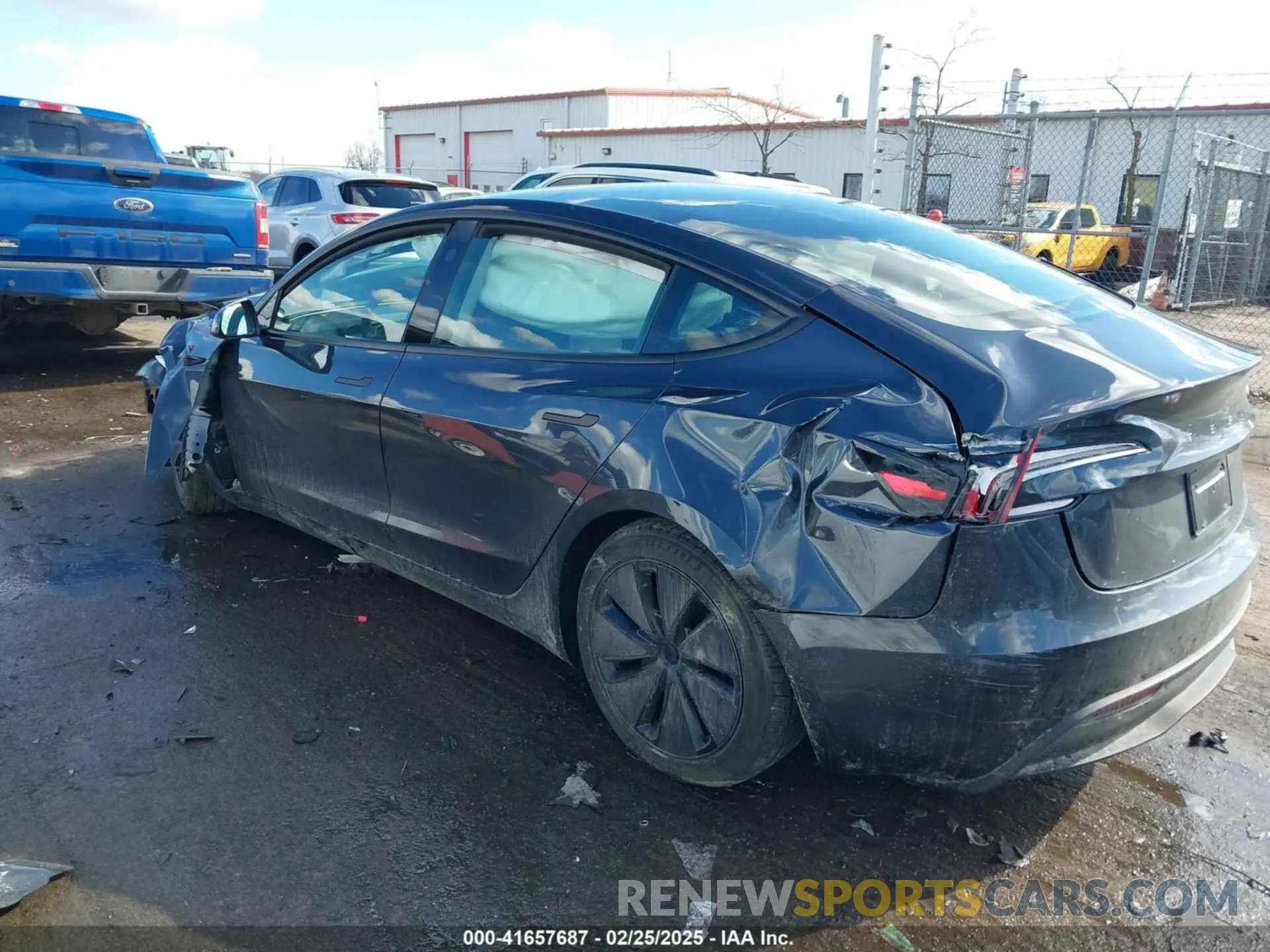 3 Photograph of a damaged car 5YJ3E1EAXSF932832 TESLA MODEL 3 2025