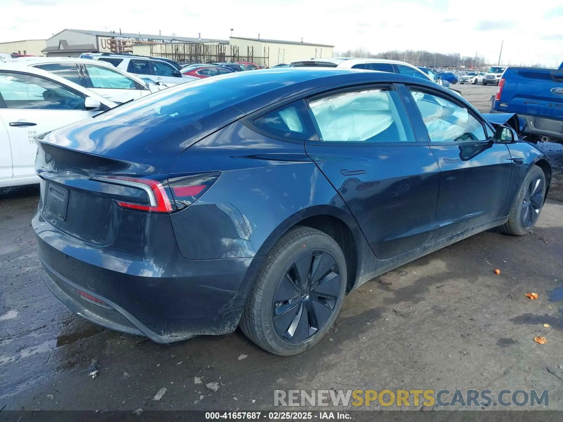 4 Photograph of a damaged car 5YJ3E1EAXSF932832 TESLA MODEL 3 2025