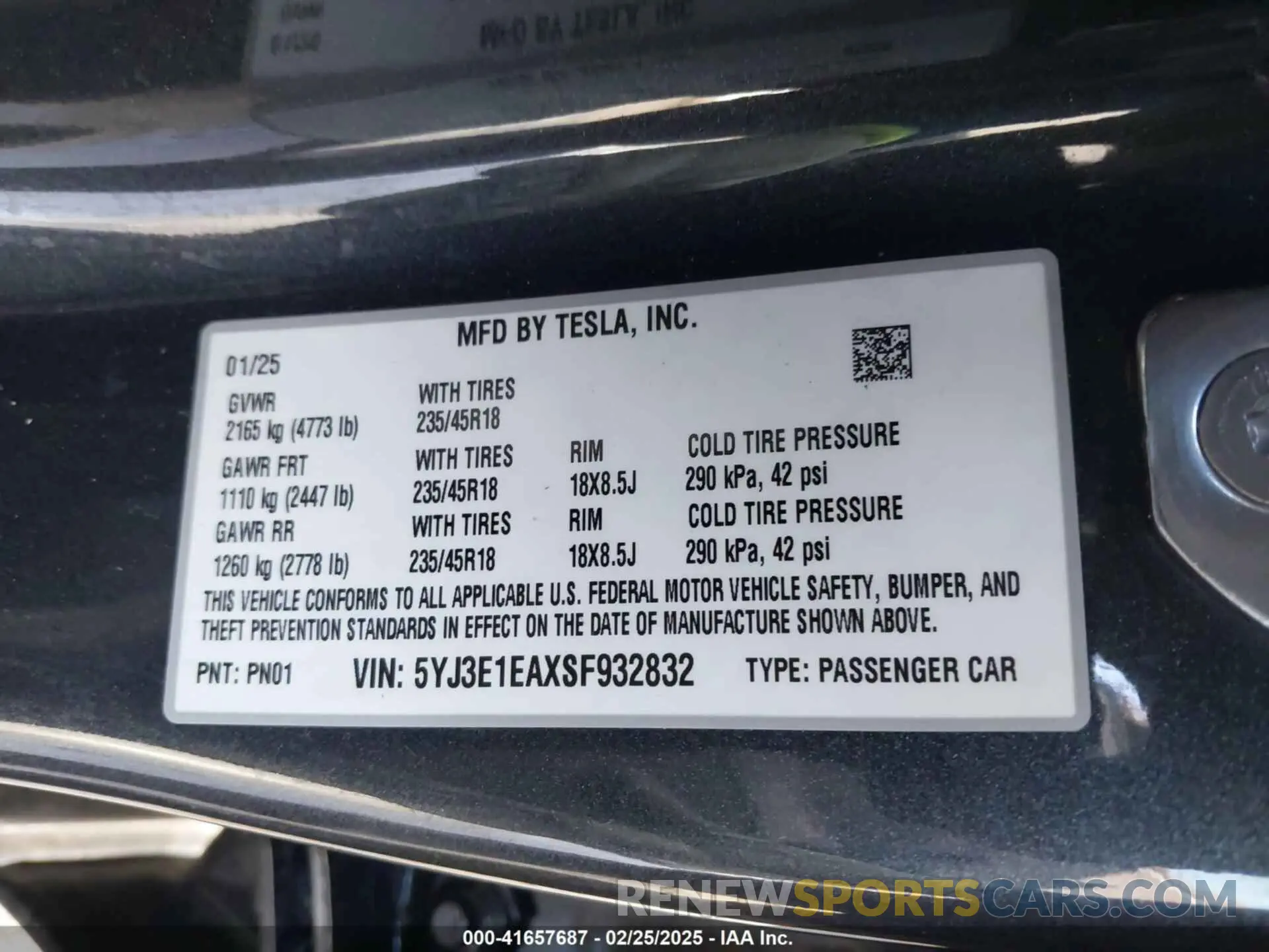 9 Photograph of a damaged car 5YJ3E1EAXSF932832 TESLA MODEL 3 2025