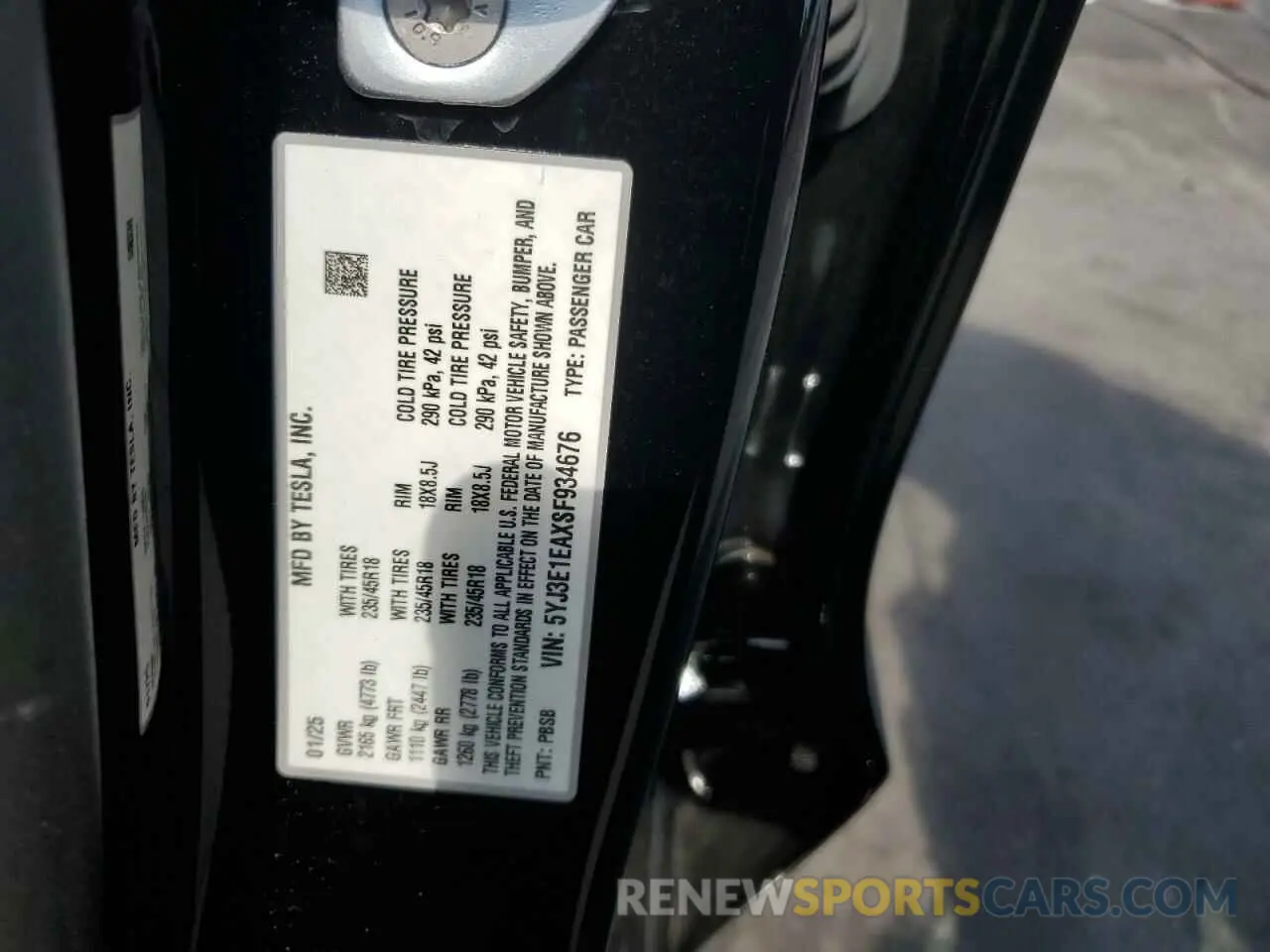 12 Photograph of a damaged car 5YJ3E1EAXSF934676 TESLA MODEL 3 2025
