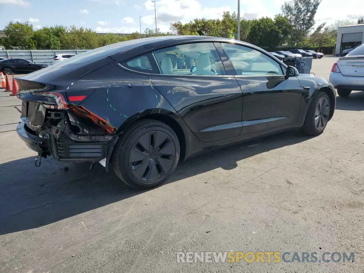 3 Photograph of a damaged car 5YJ3E1EAXSF934676 TESLA MODEL 3 2025
