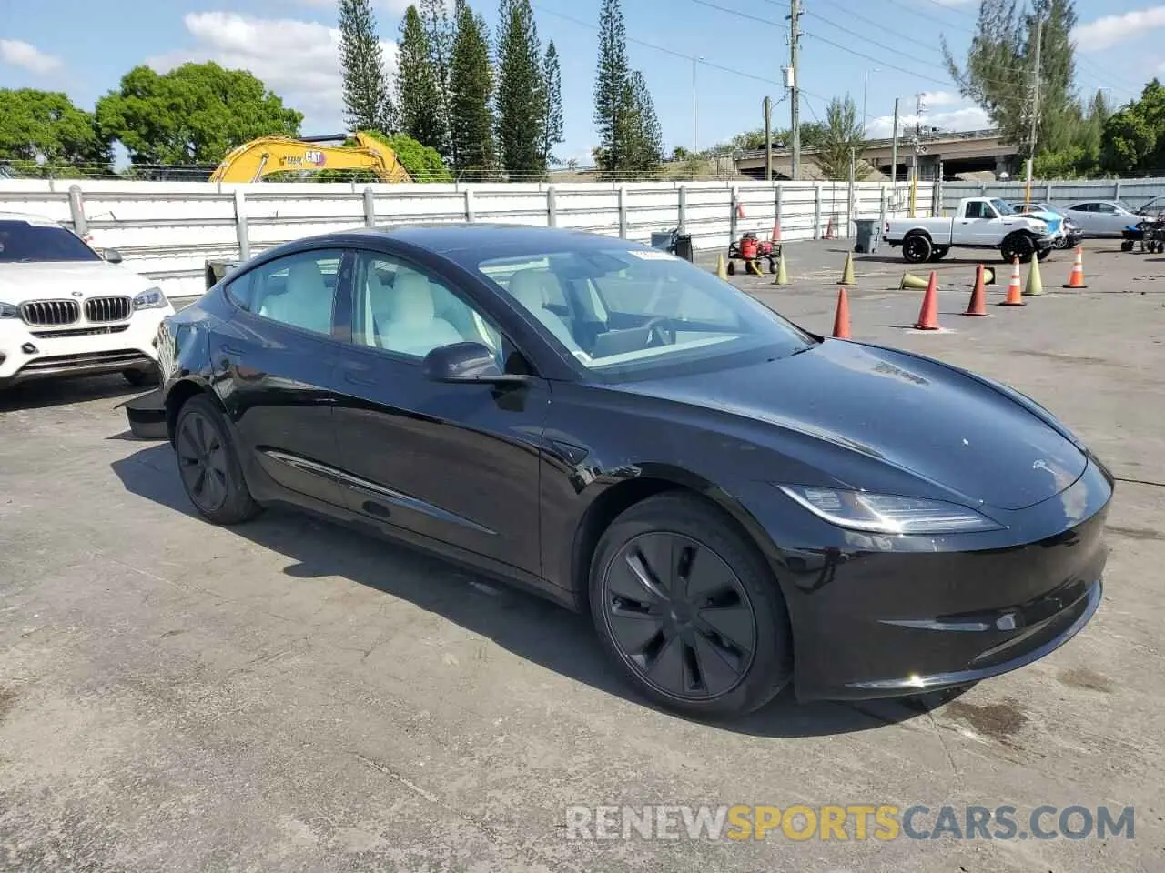 4 Photograph of a damaged car 5YJ3E1EAXSF934676 TESLA MODEL 3 2025
