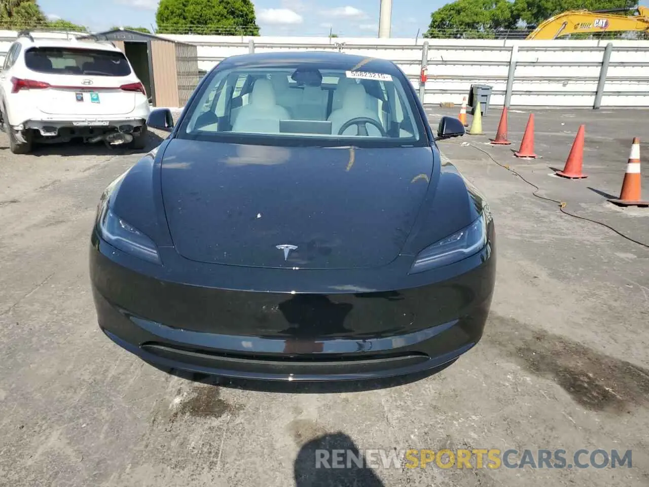 5 Photograph of a damaged car 5YJ3E1EAXSF934676 TESLA MODEL 3 2025