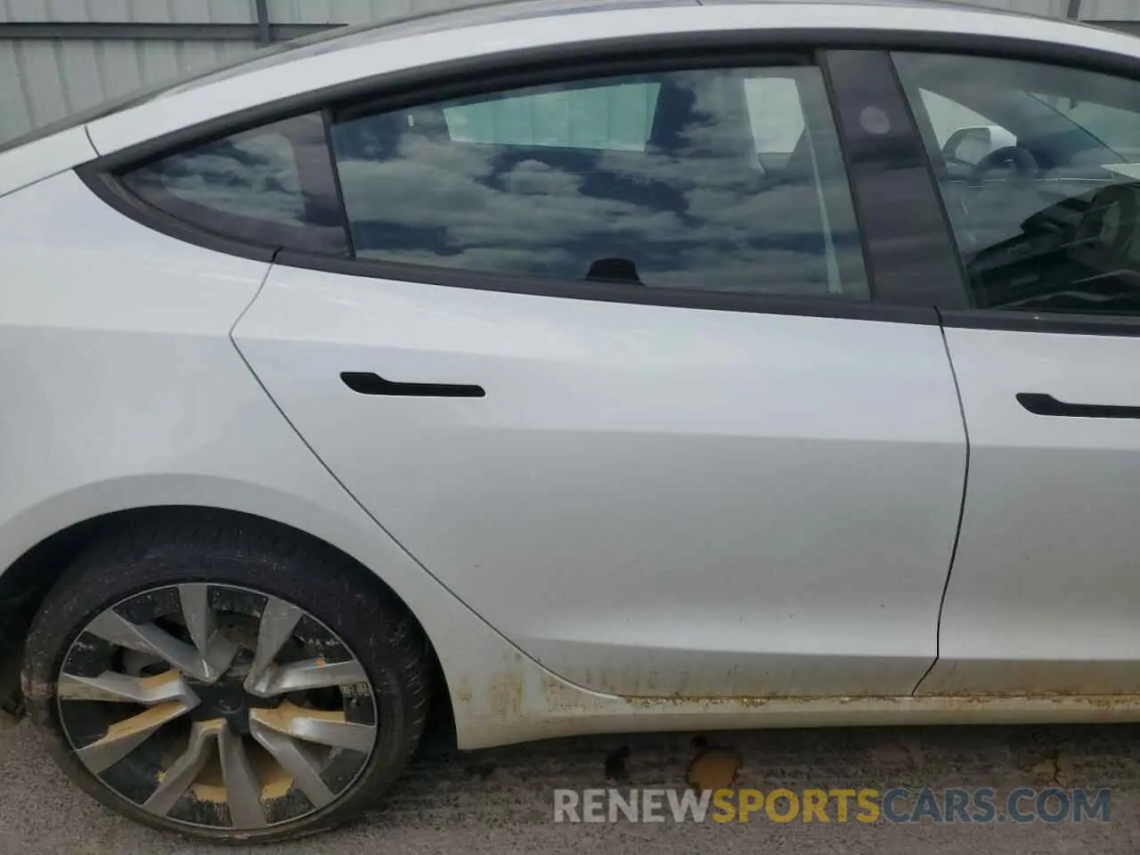 10 Photograph of a damaged car 5YJ3E1EAXSF971341 TESLA MODEL 3 2025