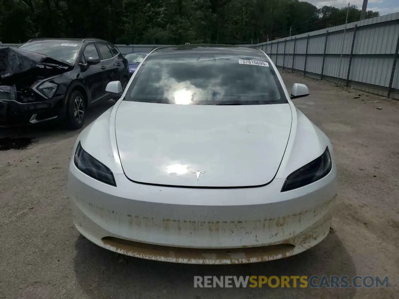 5 Photograph of a damaged car 5YJ3E1EAXSF971341 TESLA MODEL 3 2025
