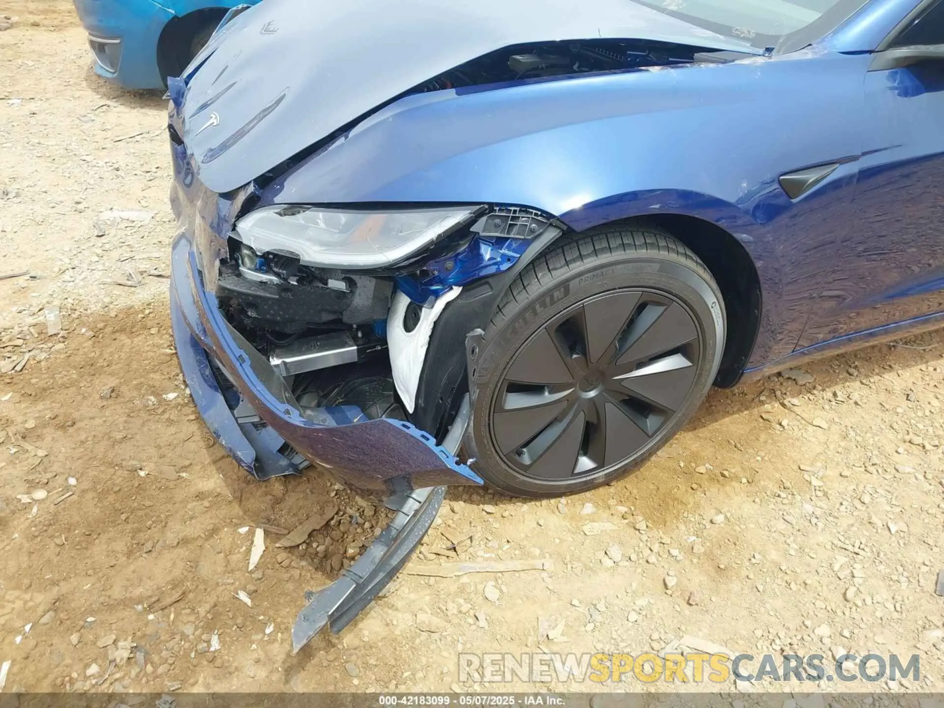6 Photograph of a damaged car 5YJ3E1EAXSF976457 TESLA MODEL 3 2025