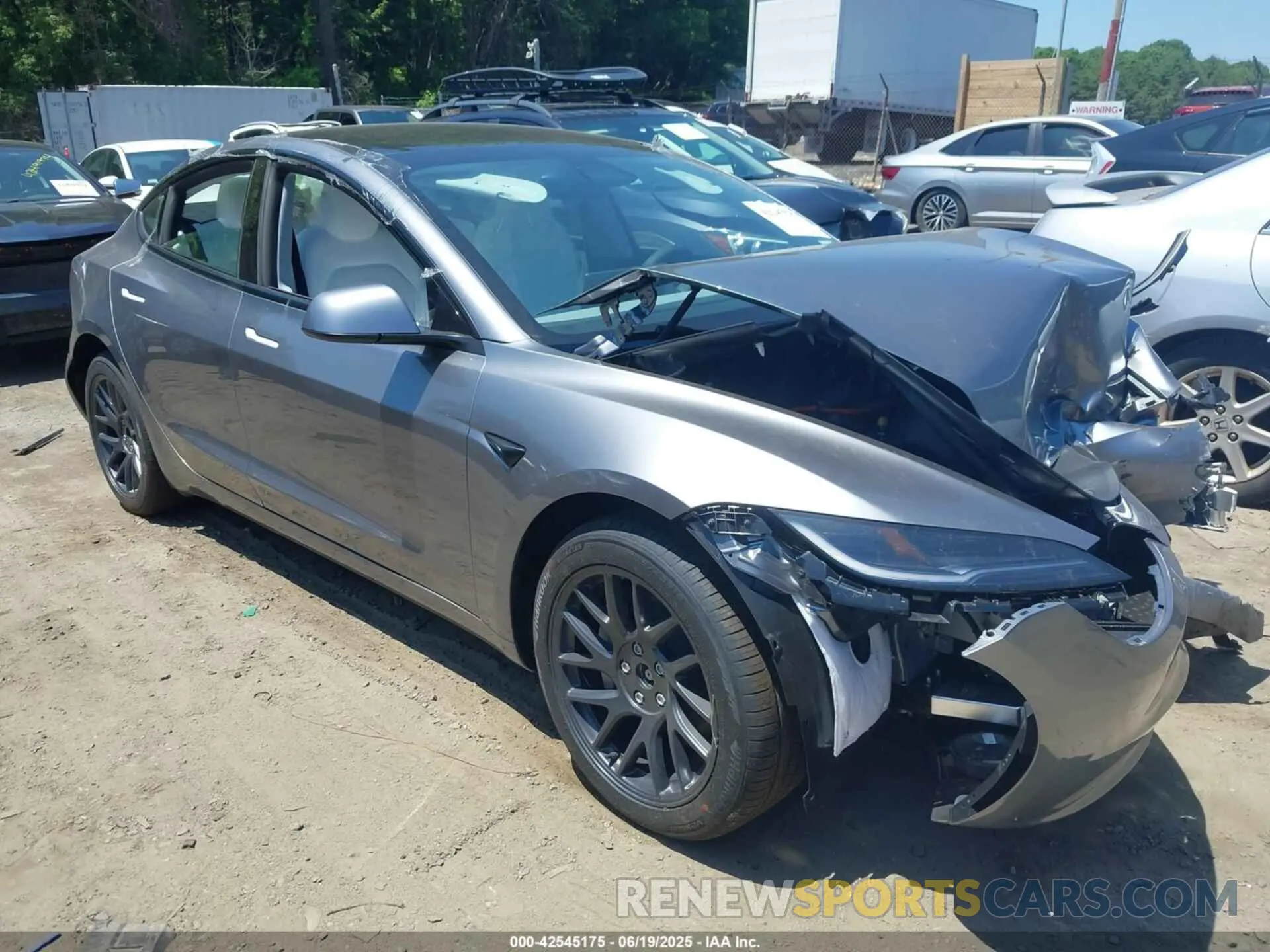 1 Photograph of a damaged car 5YJ3E1EB0SF016895 TESLA MODEL 3 2025
