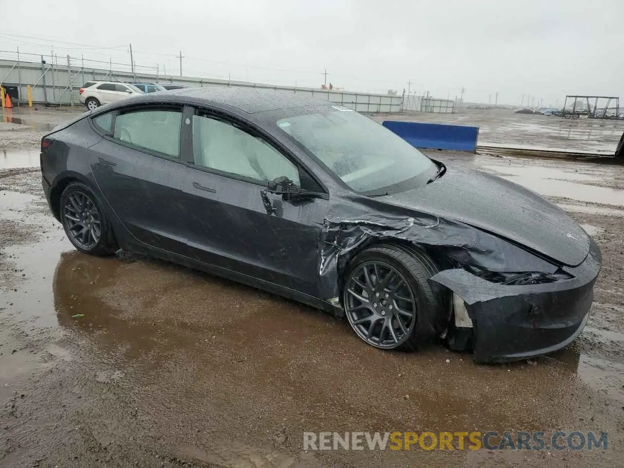 4 Photograph of a damaged car 5YJ3E1EB0SF876117 TESLA MODEL 3 2025