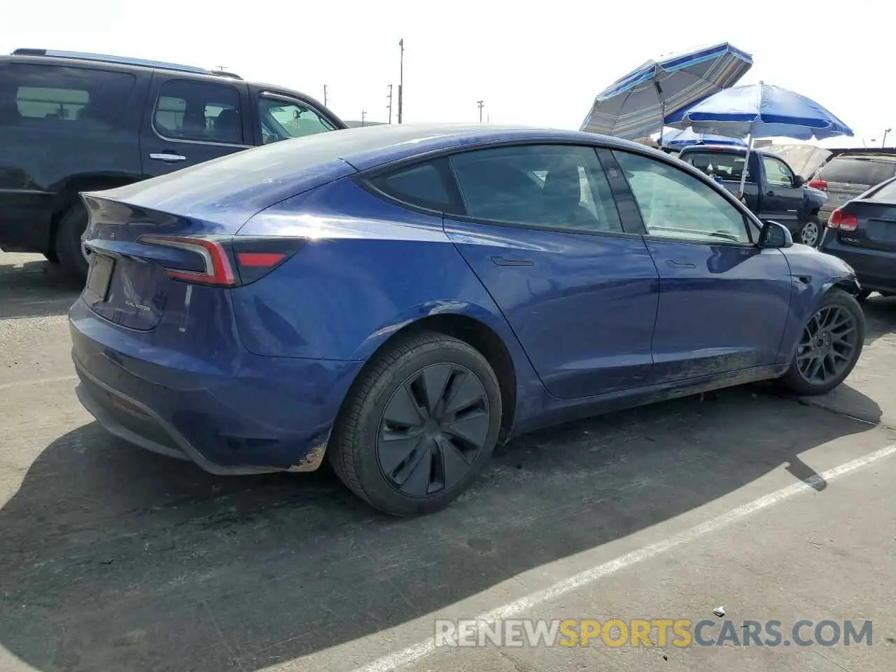 3 Photograph of a damaged car 5YJ3E1EB0SF885612 TESLA MODEL 3 2025