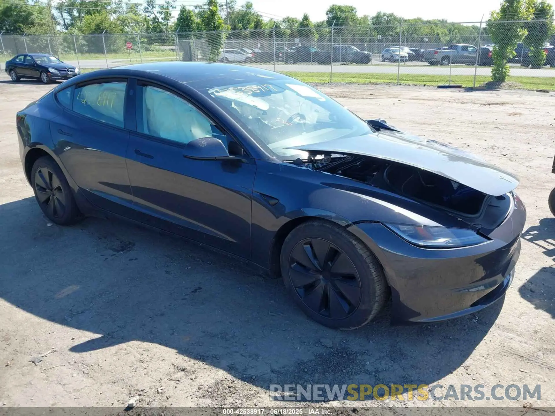 1 Photograph of a damaged car 5YJ3E1EB0SF892253 TESLA MODEL 3 2025