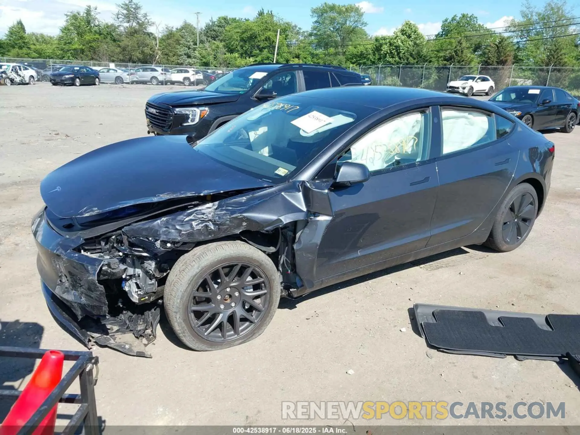2 Photograph of a damaged car 5YJ3E1EB0SF892253 TESLA MODEL 3 2025