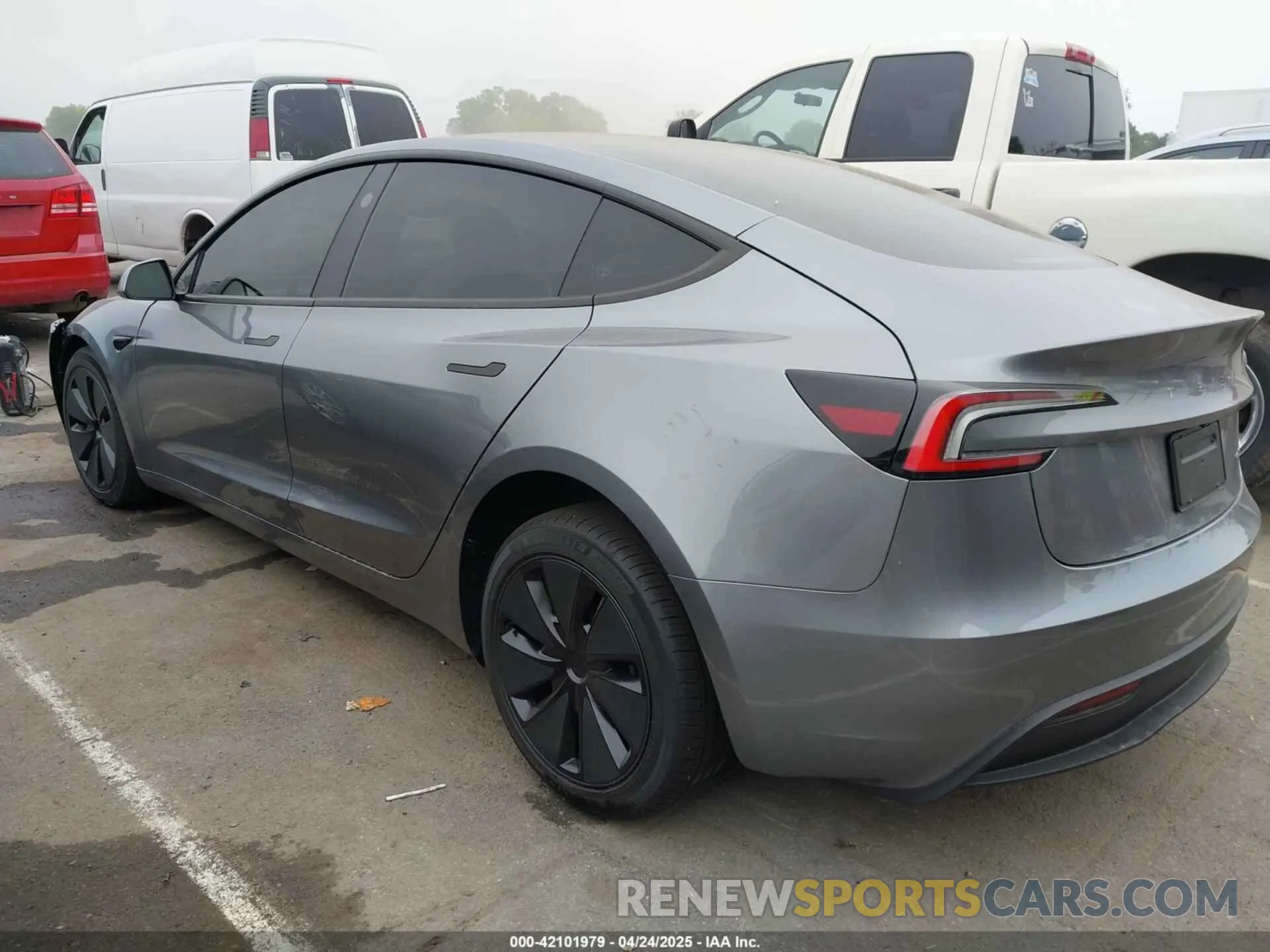 3 Photograph of a damaged car 5YJ3E1EB0SF911304 TESLA MODEL 3 2025