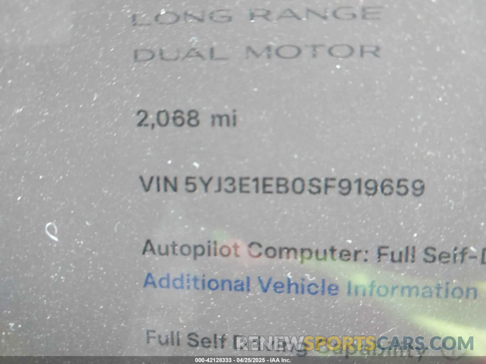 14 Photograph of a damaged car 5YJ3E1EB0SF919659 TESLA MODEL 3 2025