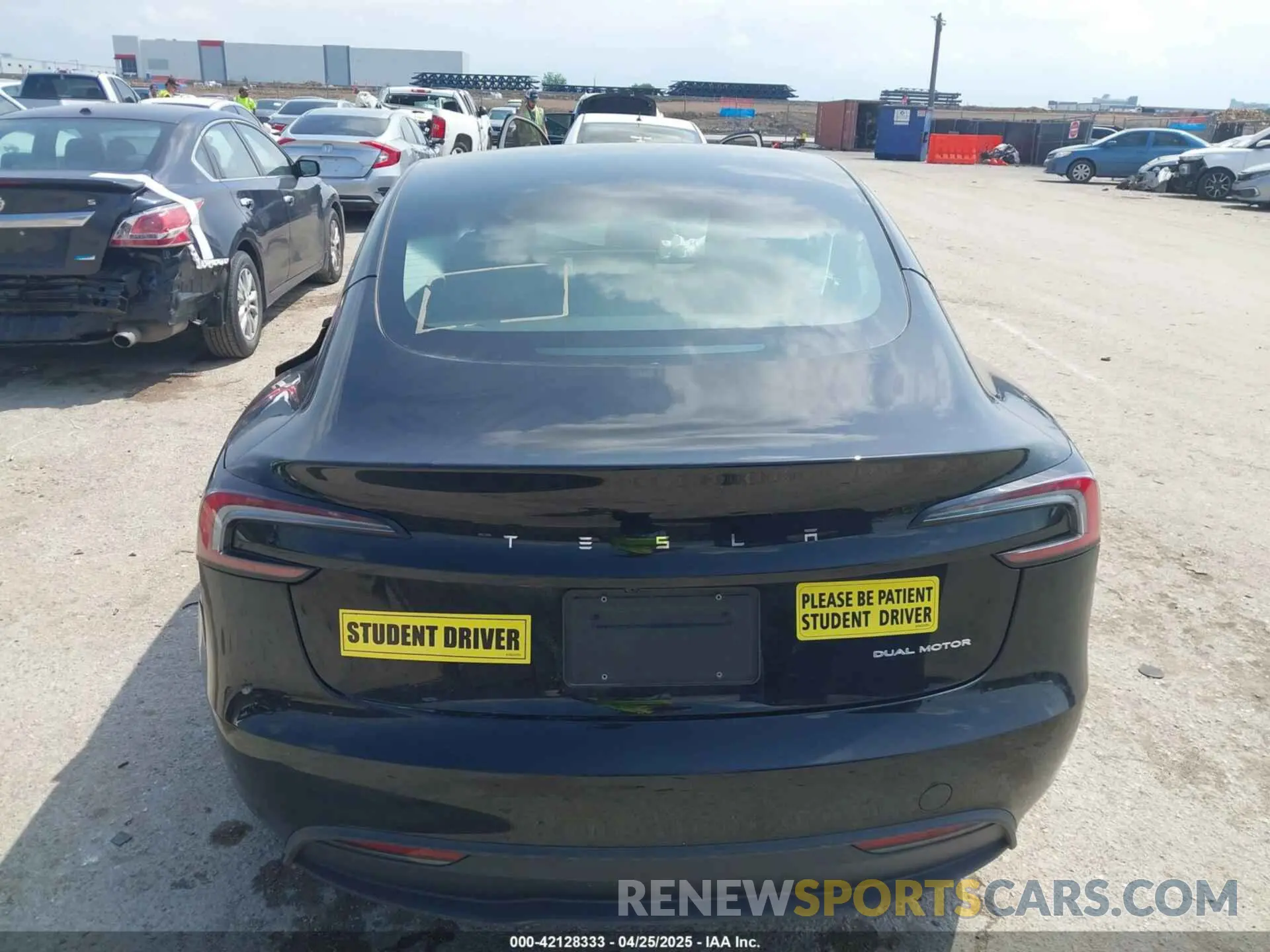 15 Photograph of a damaged car 5YJ3E1EB0SF919659 TESLA MODEL 3 2025