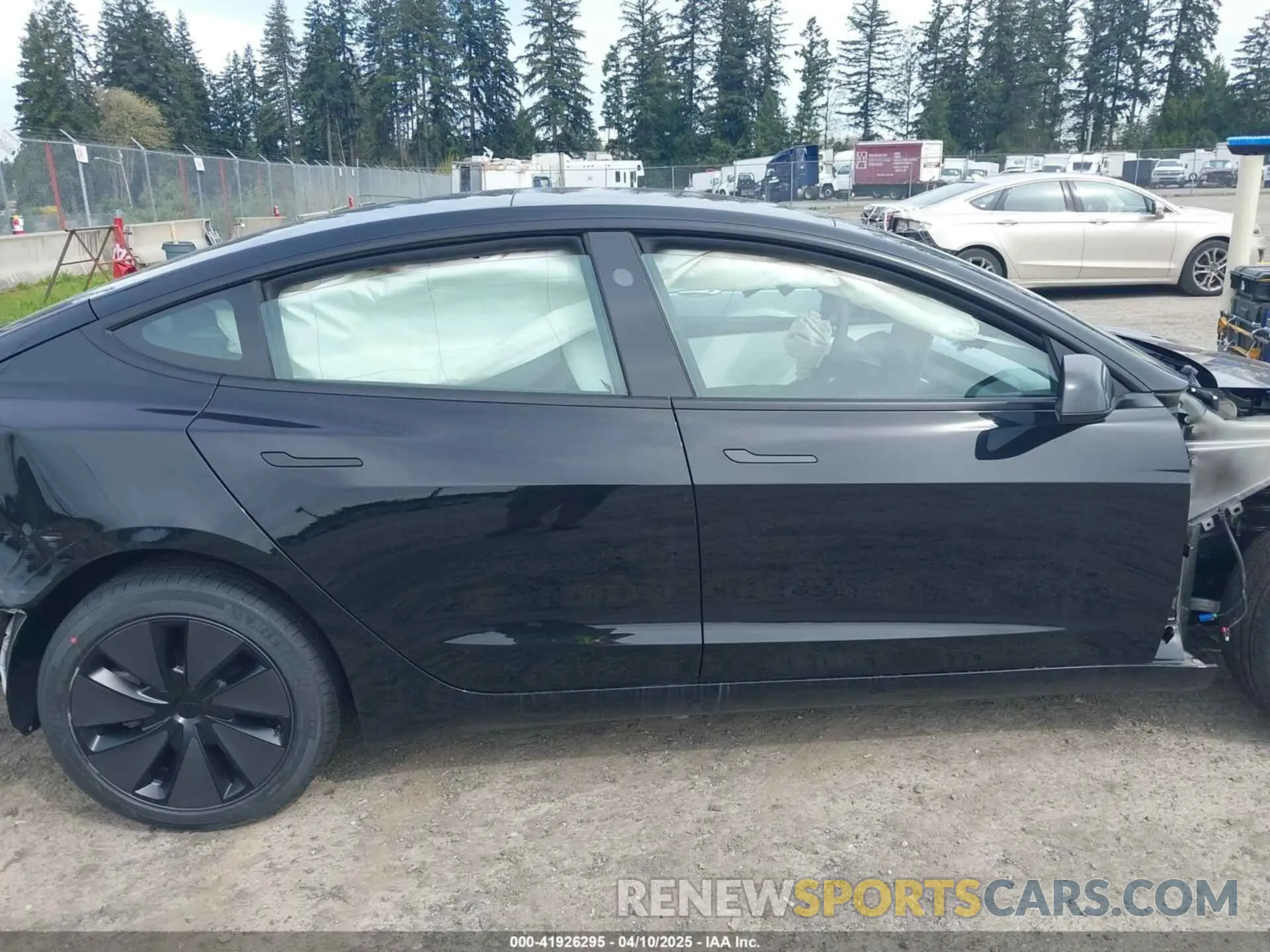 13 Photograph of a damaged car 5YJ3E1EB1SF885103 TESLA MODEL 3 2025