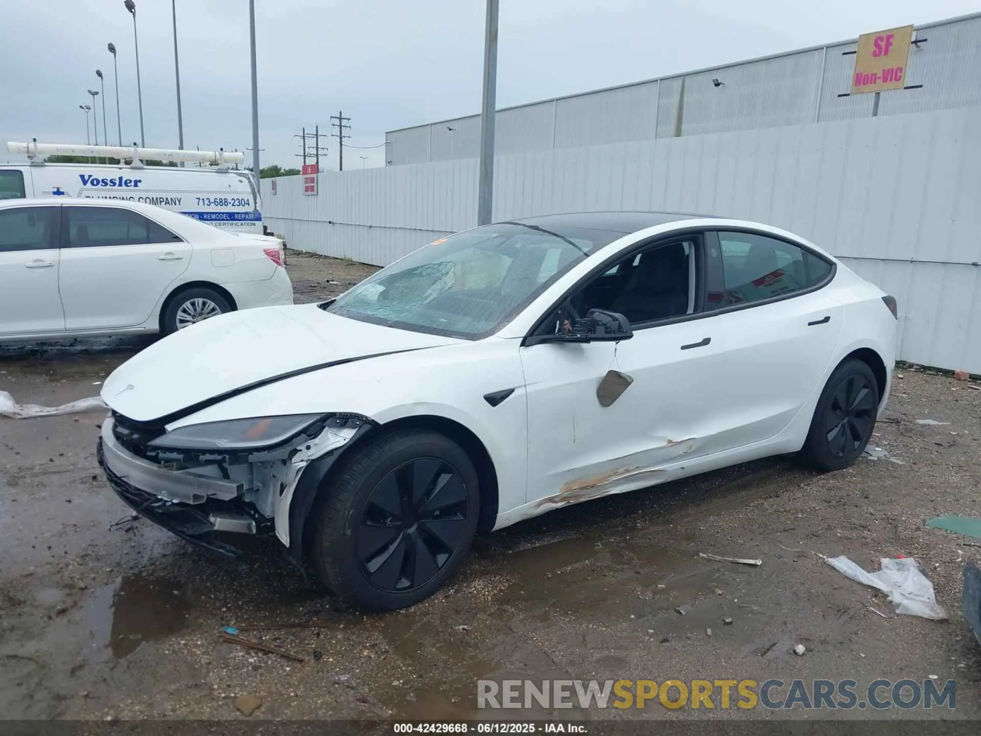 2 Photograph of a damaged car 5YJ3E1EB1SF932212 TESLA MODEL 3 2025