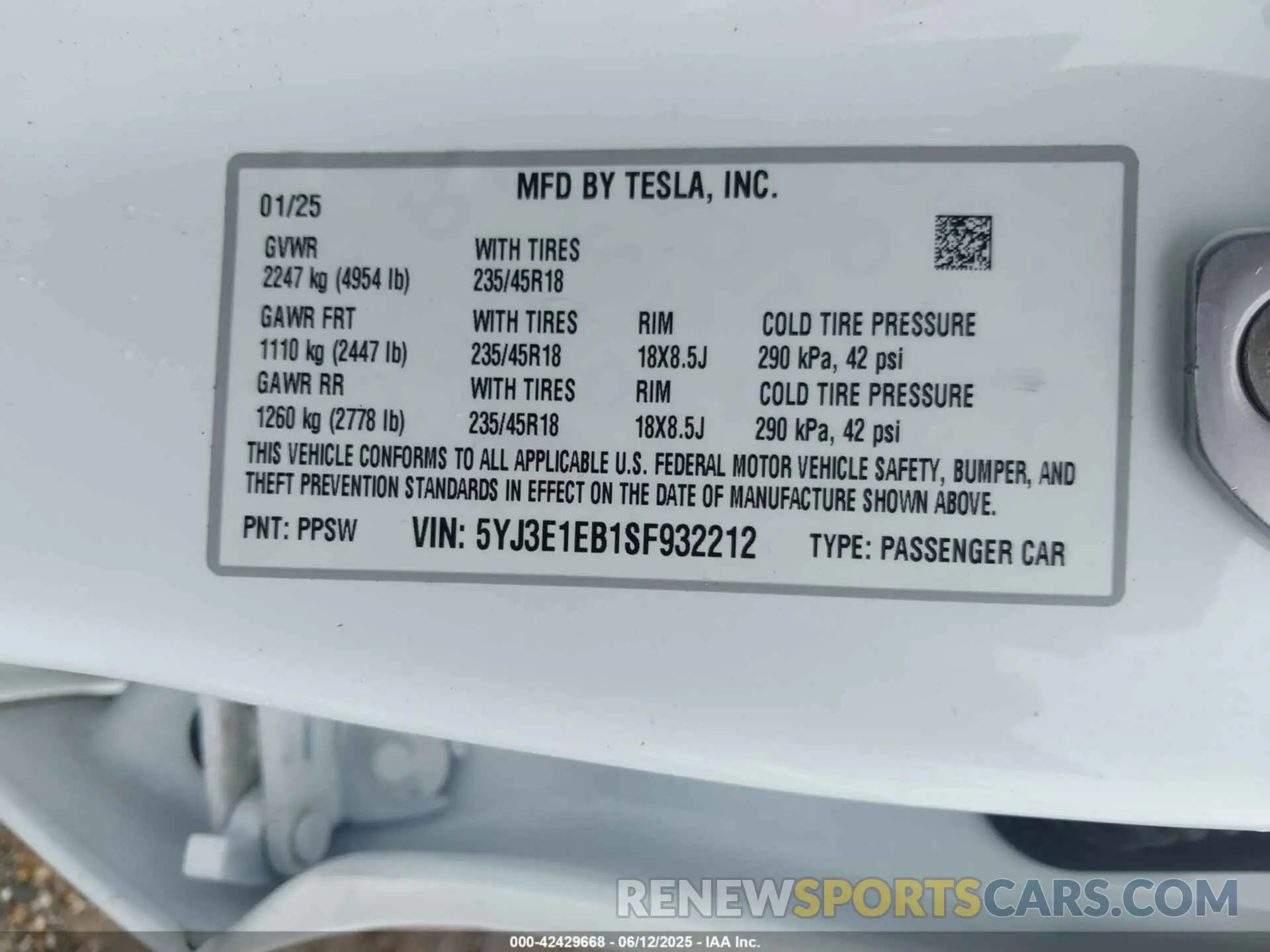 9 Photograph of a damaged car 5YJ3E1EB1SF932212 TESLA MODEL 3 2025