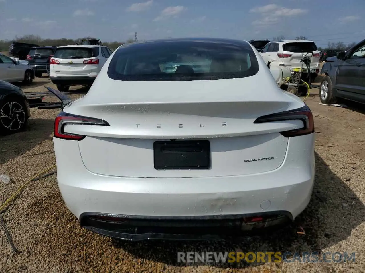 6 Photograph of a damaged car 5YJ3E1EB1SF962360 TESLA MODEL 3 2025