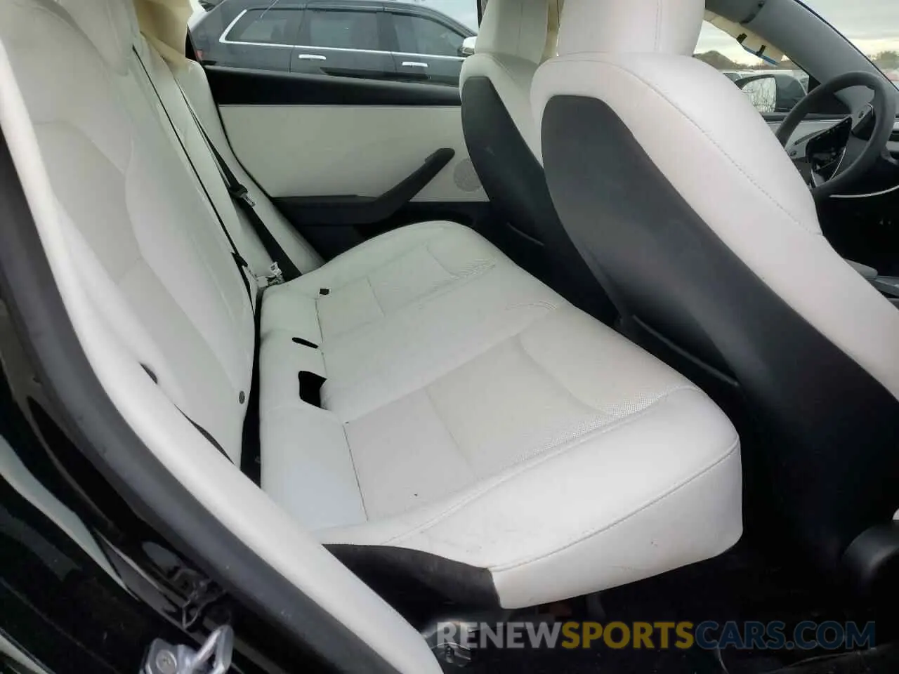 10 Photograph of a damaged car 5YJ3E1EB2SF923115 TESLA MODEL 3 2025