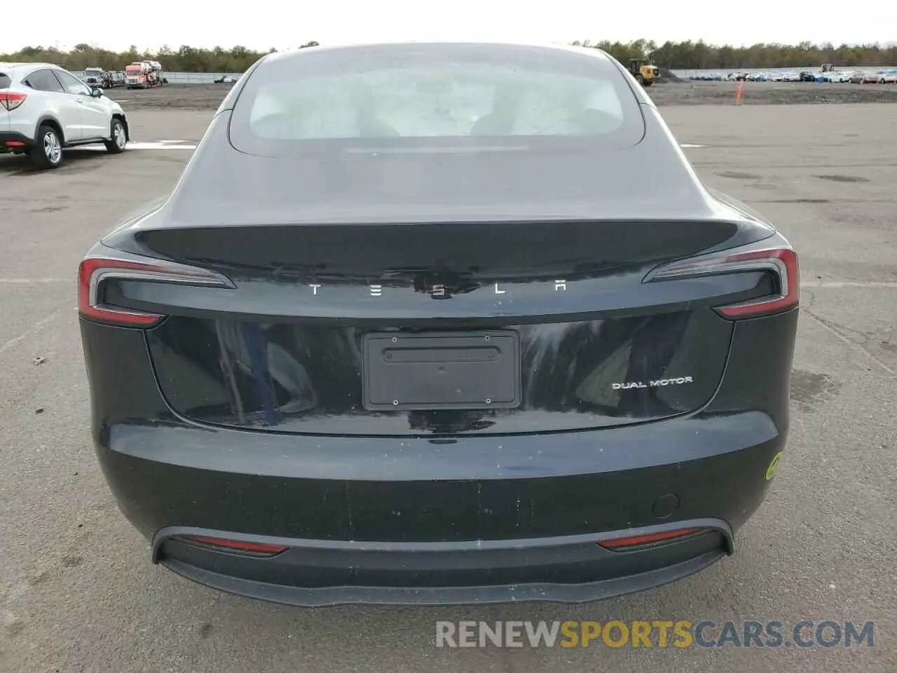 6 Photograph of a damaged car 5YJ3E1EB2SF923115 TESLA MODEL 3 2025