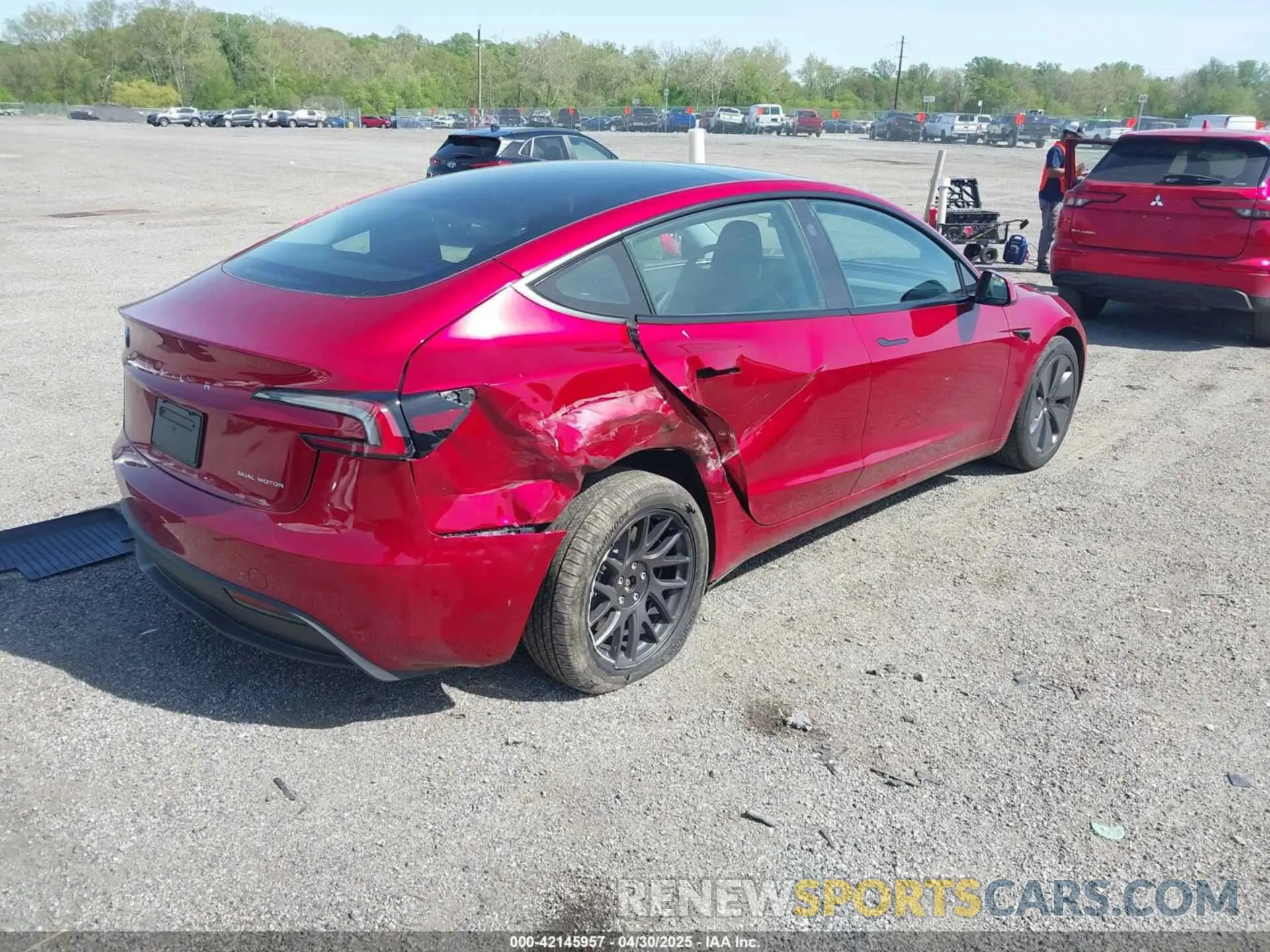 4 Photograph of a damaged car 5YJ3E1EB3SF893624 TESLA MODEL 3 2025